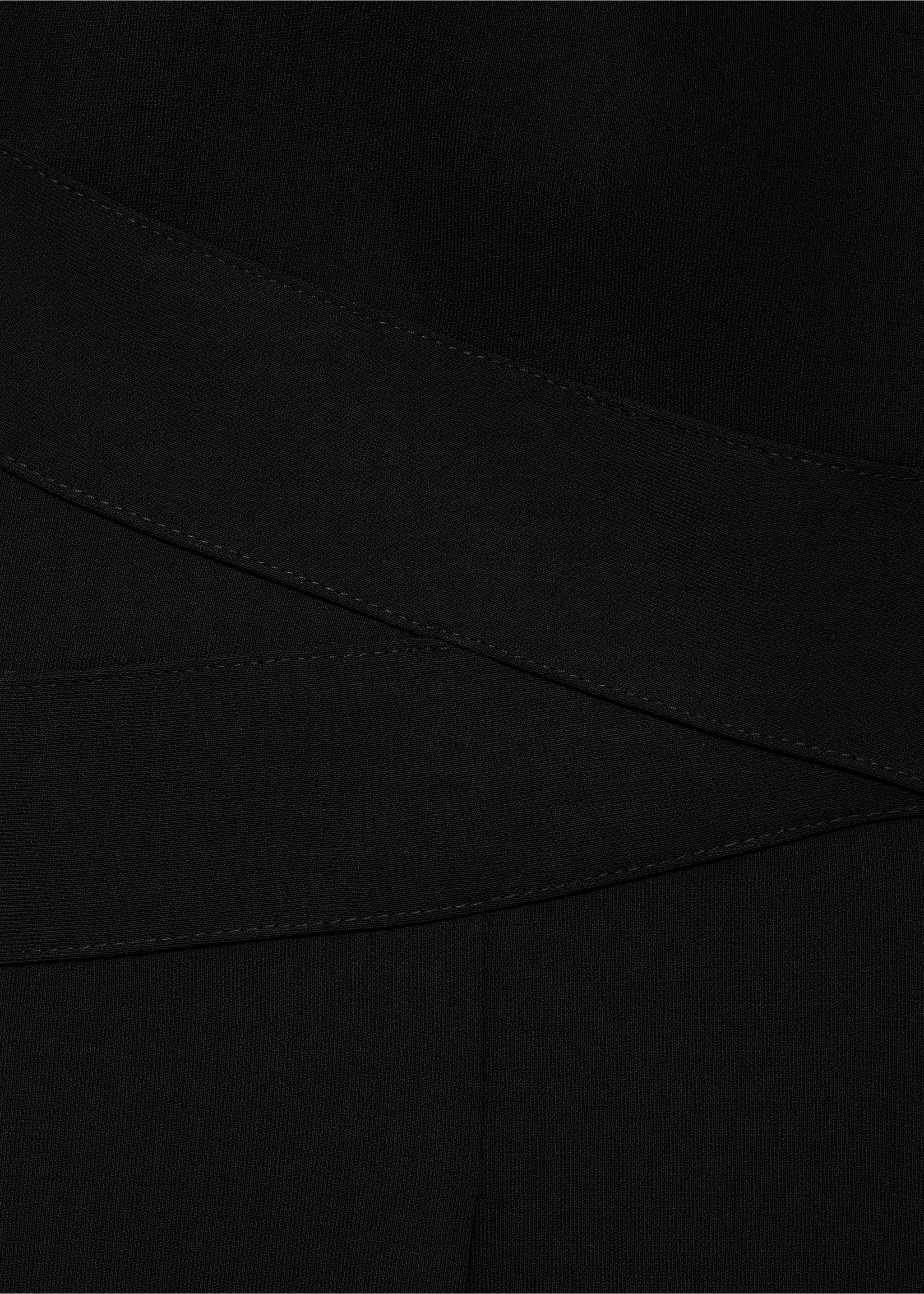 Long jumpsuit with crossover detail - Details of the article 8, Black. Ref: 77064776-00.