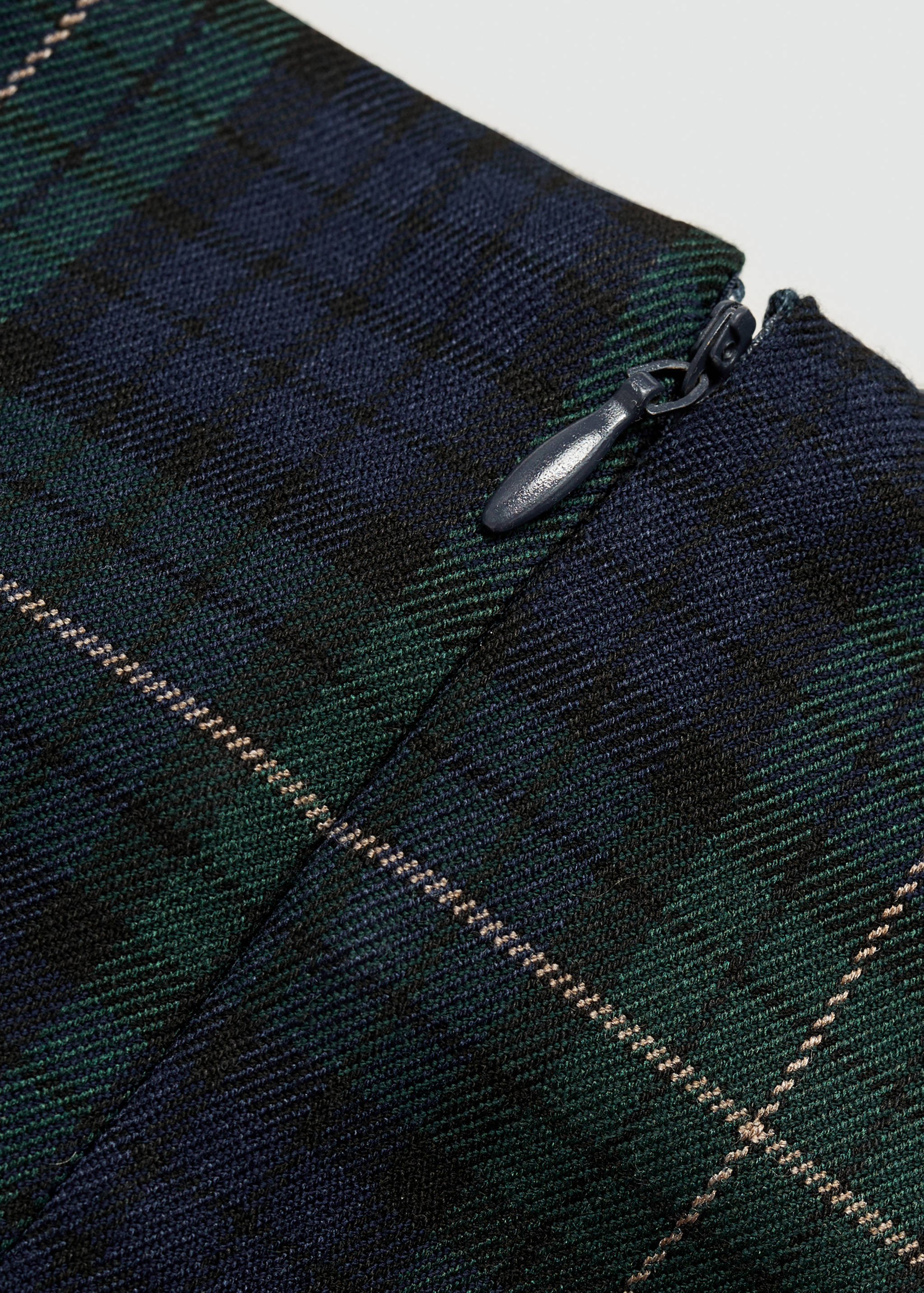 Pinstriped pleated skirt - Details of the article 0