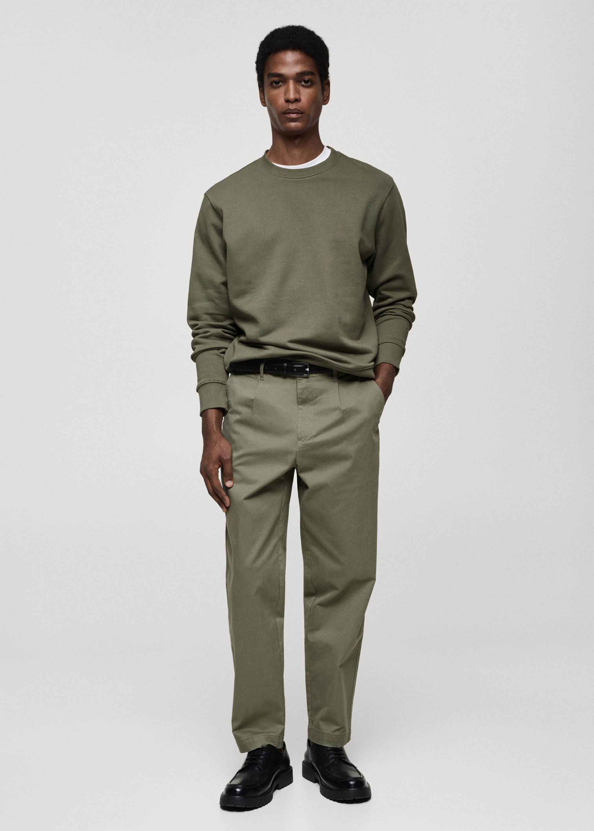 Regular Fit-Sweatshirt aus 100 % Baumwolle - Allgemeine Ansicht