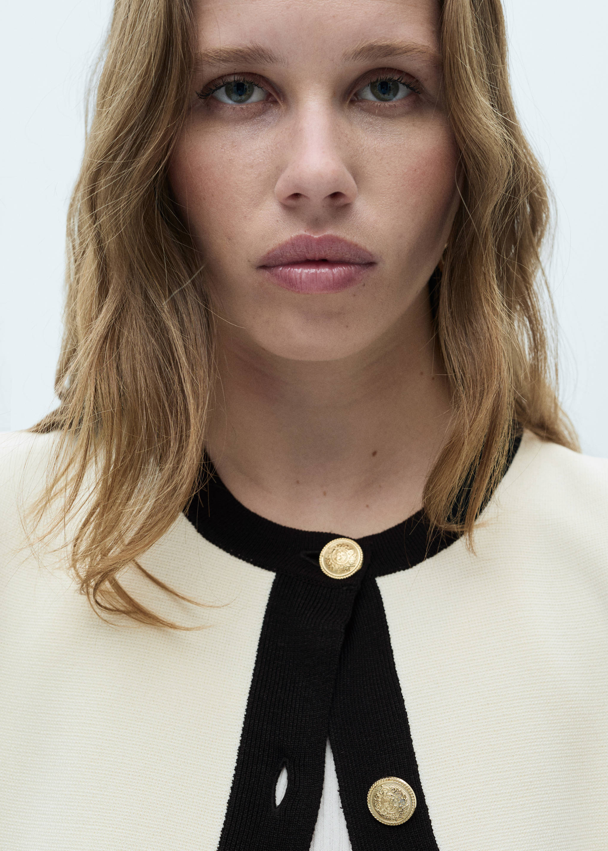 Cardigan with contrasting trim - Details of the article 1