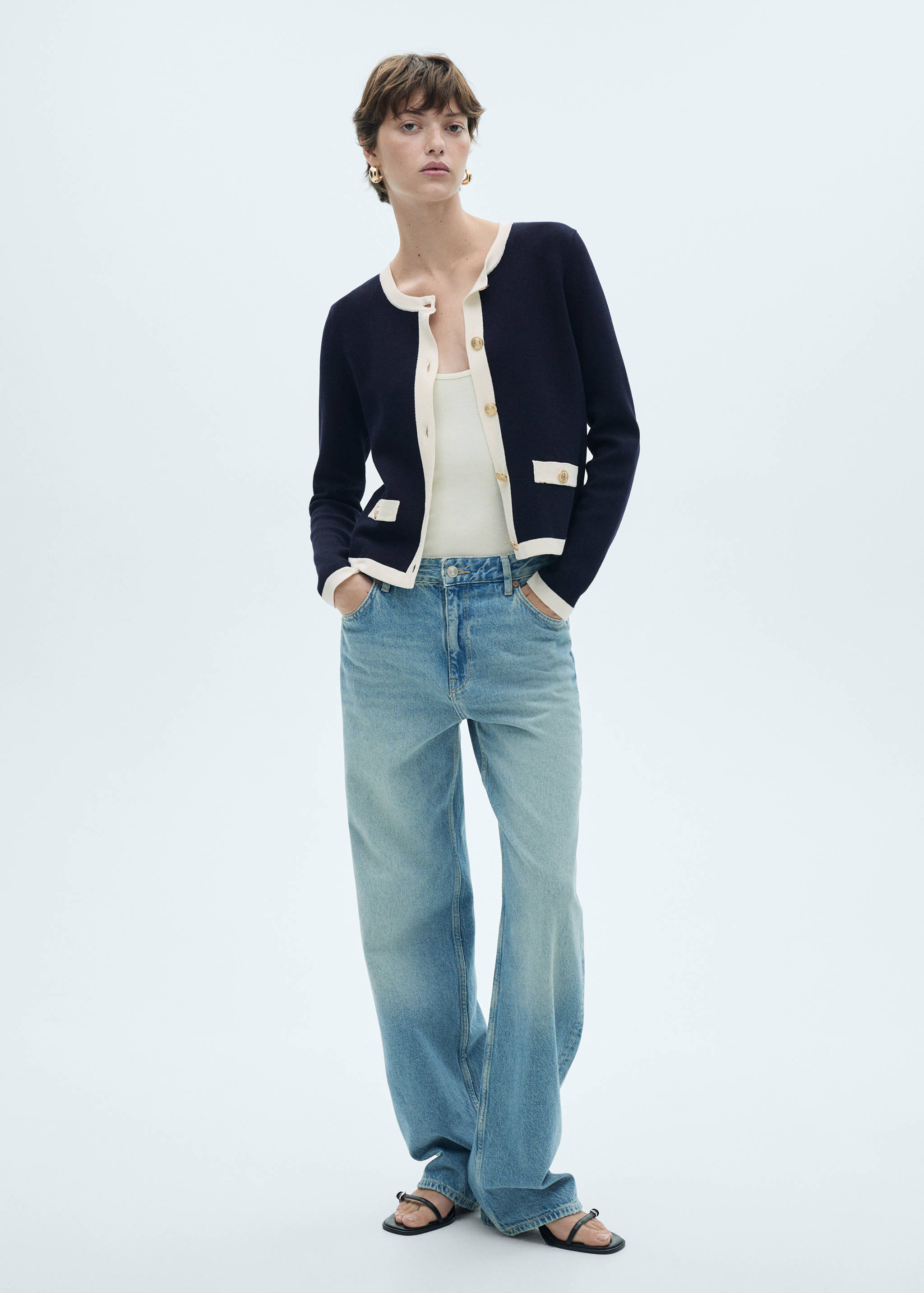 Cardigan with contrasting trim - General plane