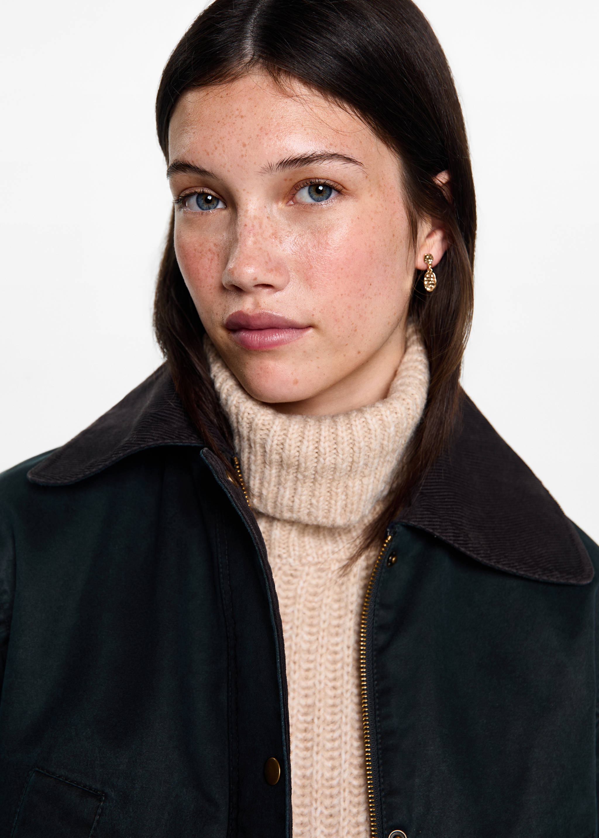 Long waxed-effect parka - Details of the article 1