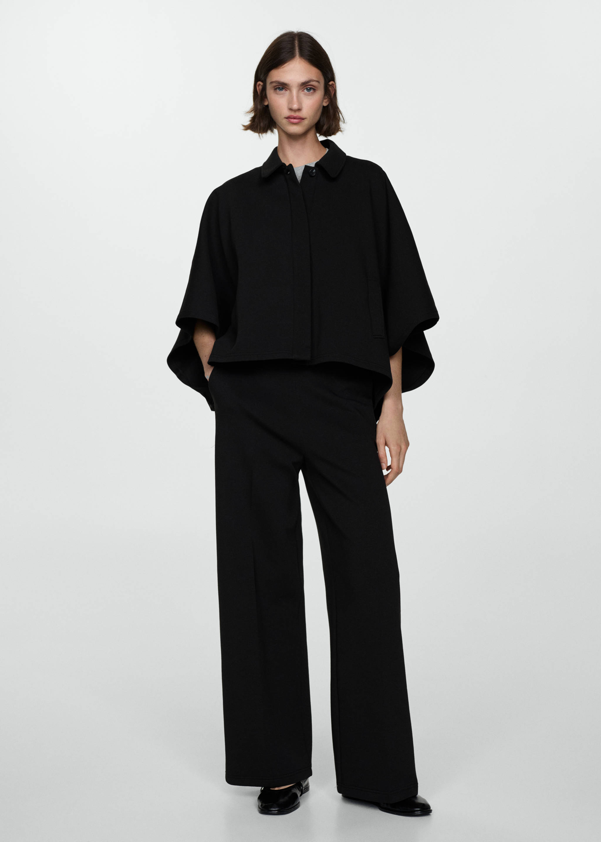 Cape jacket with buttons - General plane