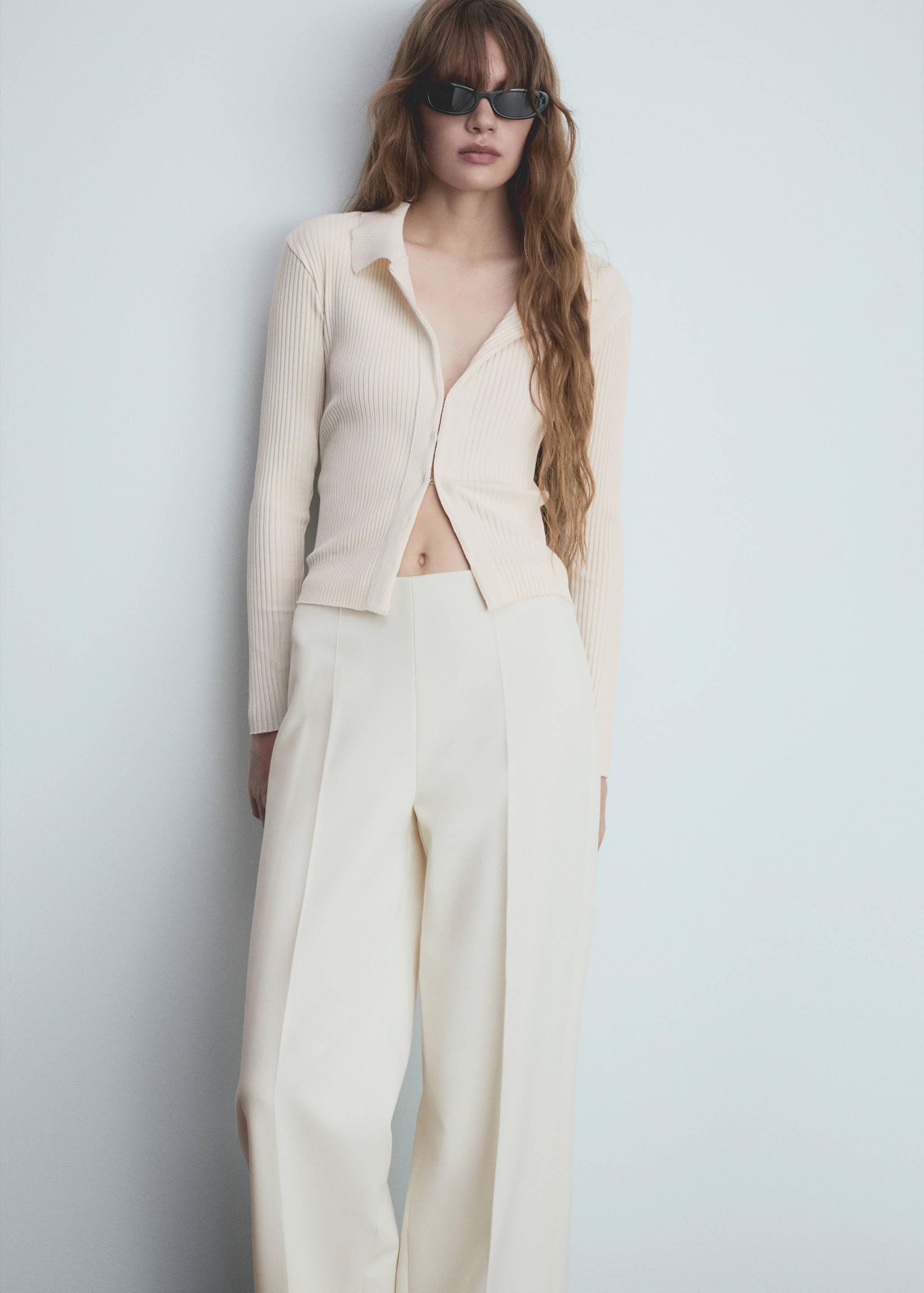 Wide leg pleated trousers - Details of the article 1