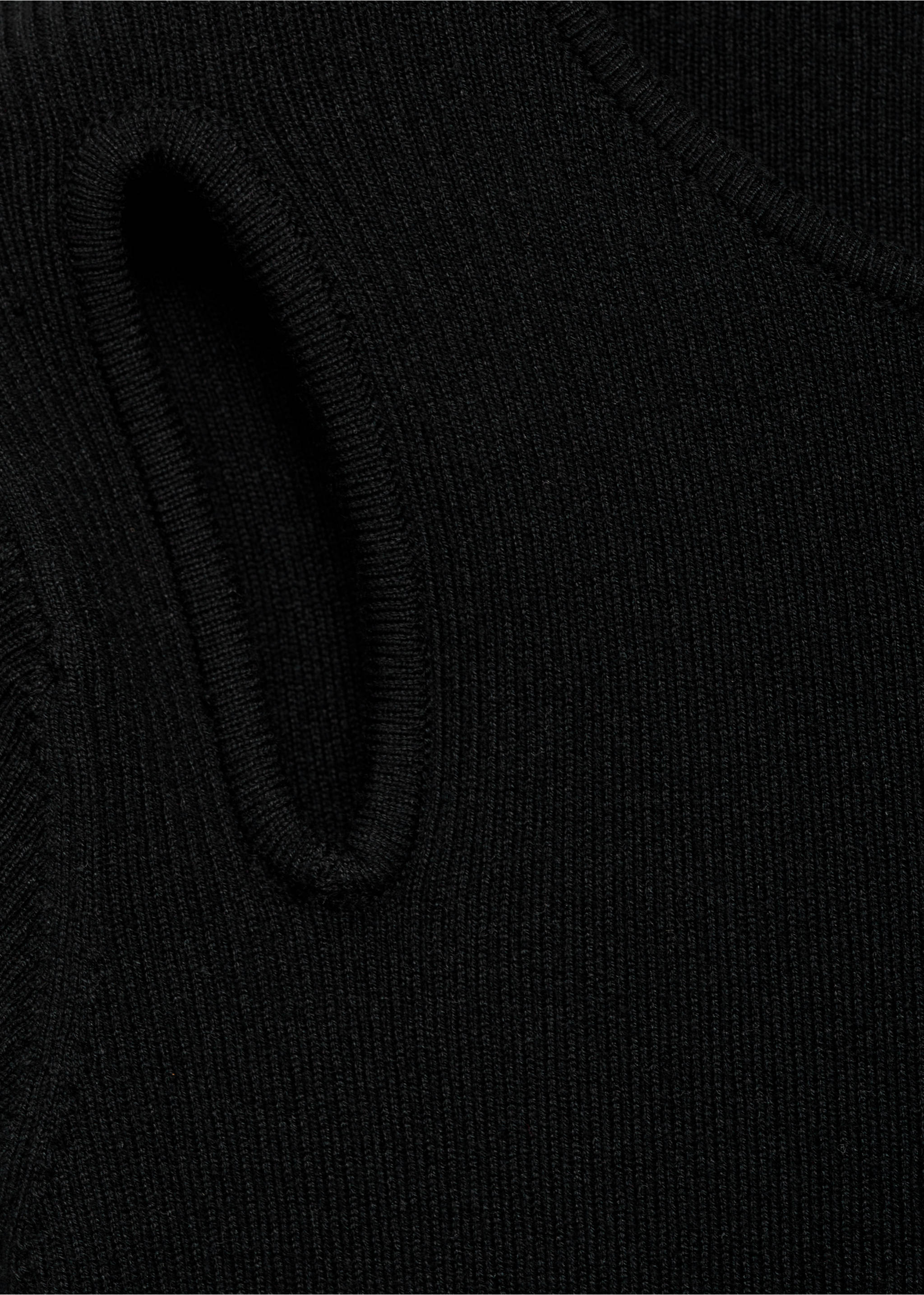 Sukienka z prążkowanej dzianiny z wycięciami - Szczegóły artykułu 8, Czarny. Ref: 77065984-00.