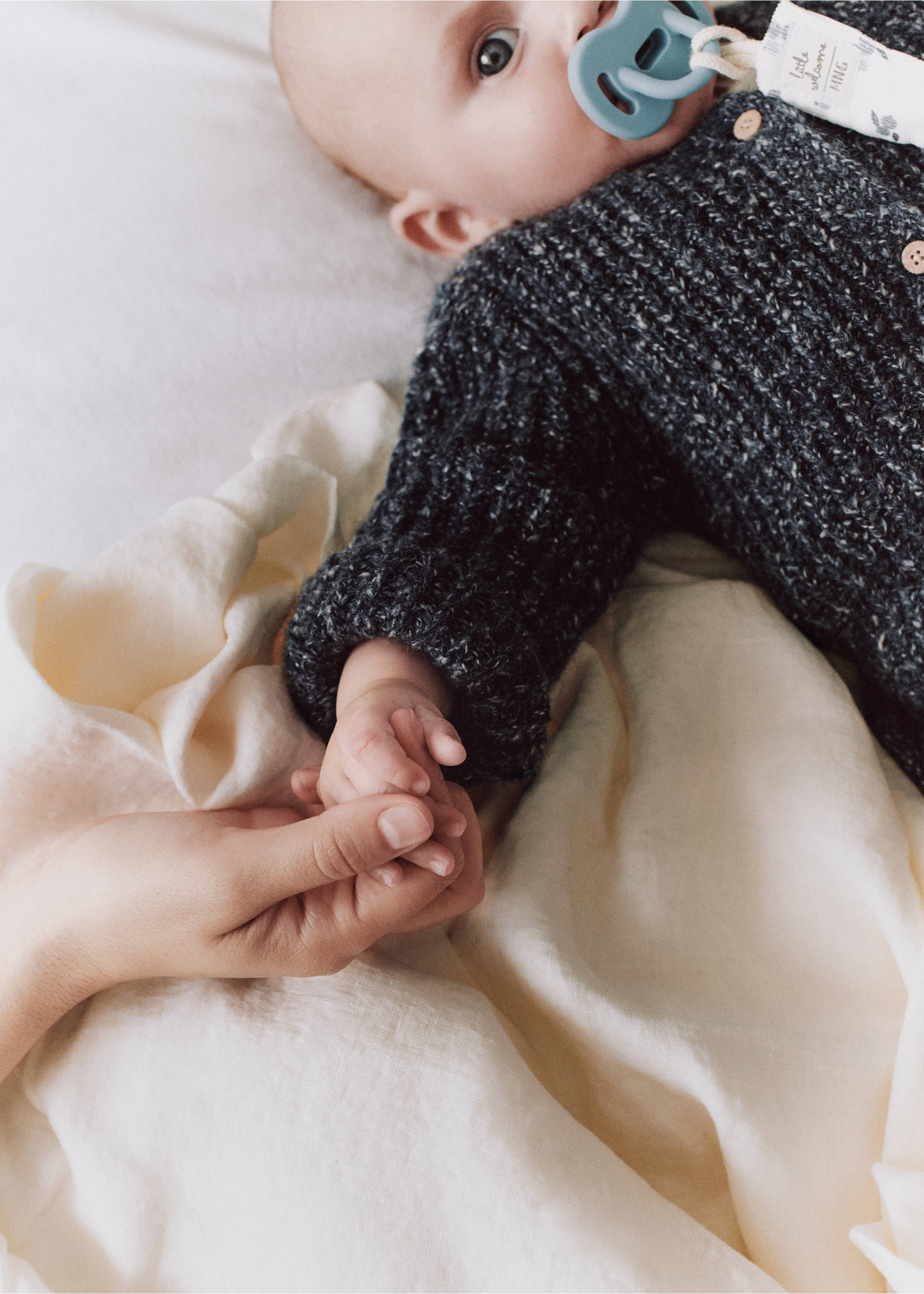 Combined knitted cardigan - Details of the article 5, Dark Navy. Ref: 77065999-00.