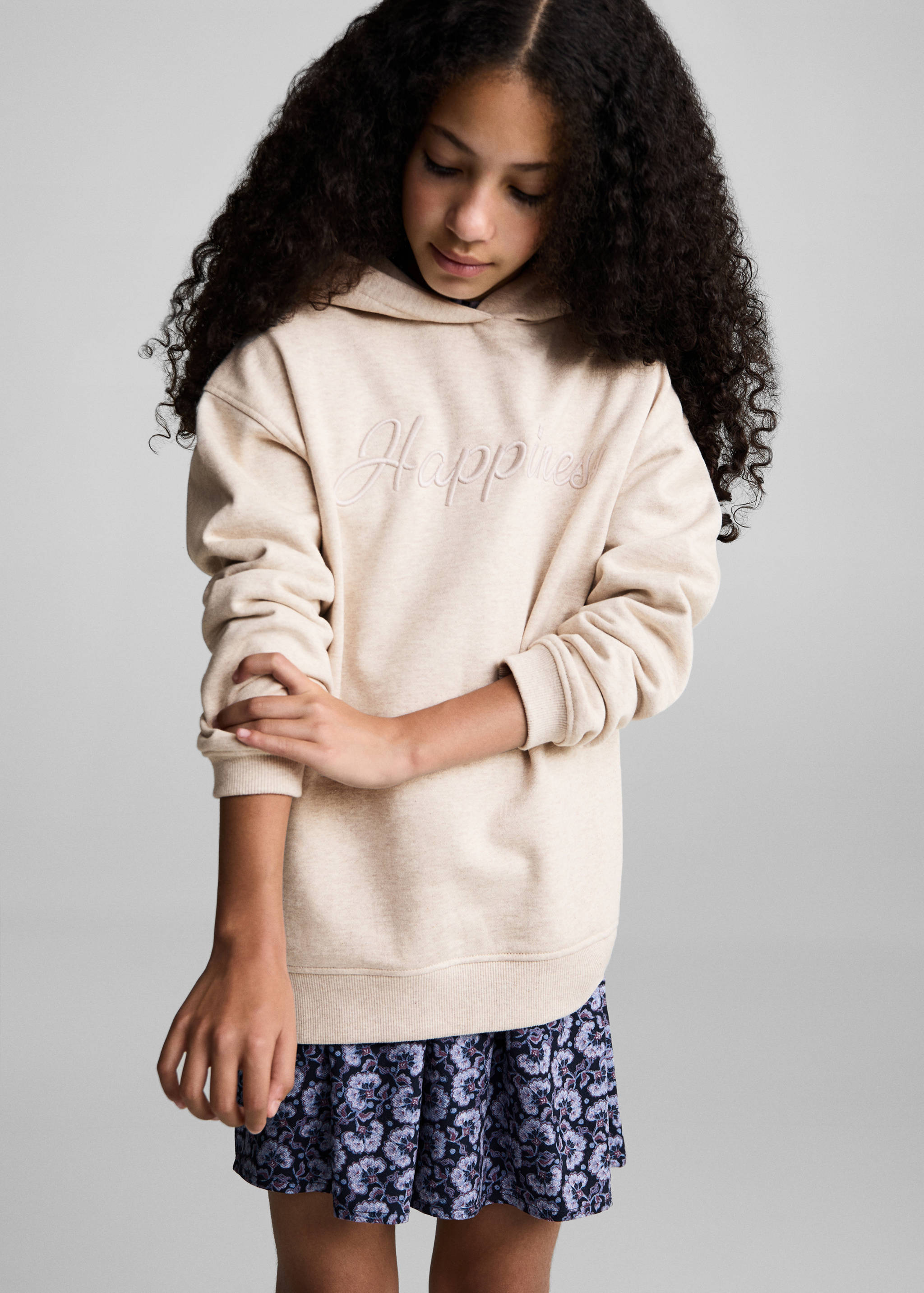 Sudadera algodón detalle bordado - Plano medio