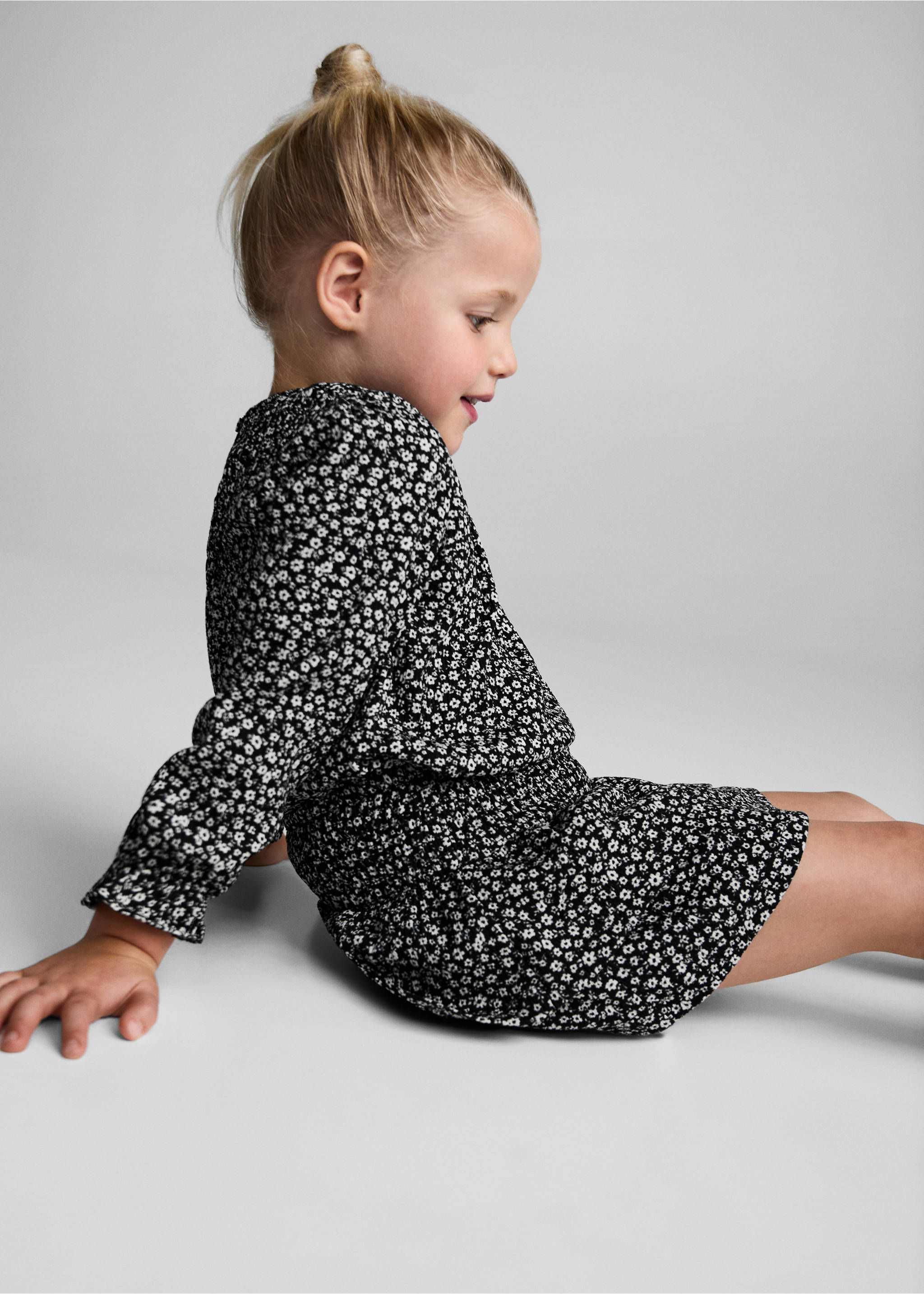 Jupe fleurs volants - Détail de l'article 1, Noir. Ref: 77066732-00.