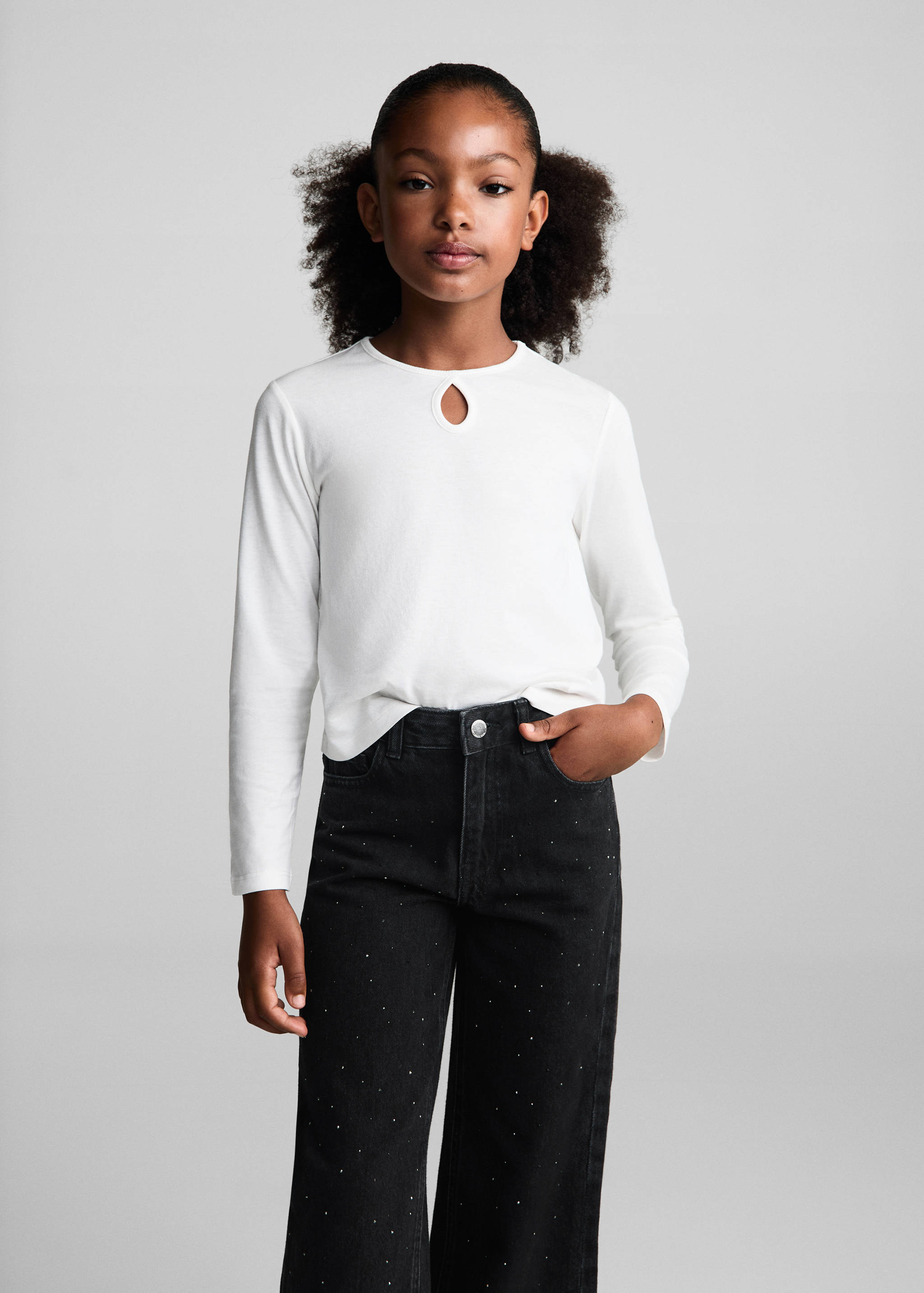 Rette jeans med strass - Halvtotal bildeutsnitt