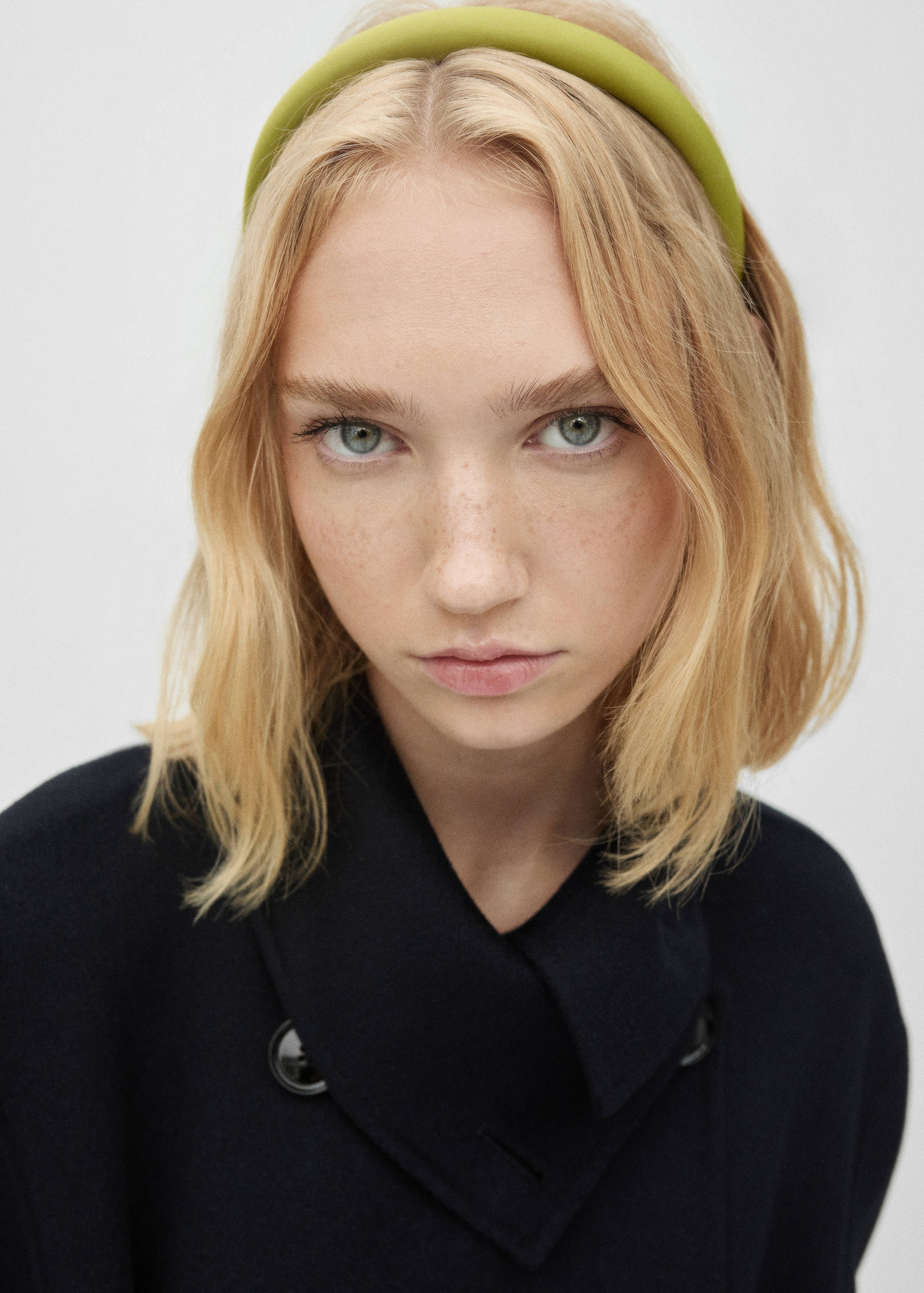 Satin padded headband - General plane