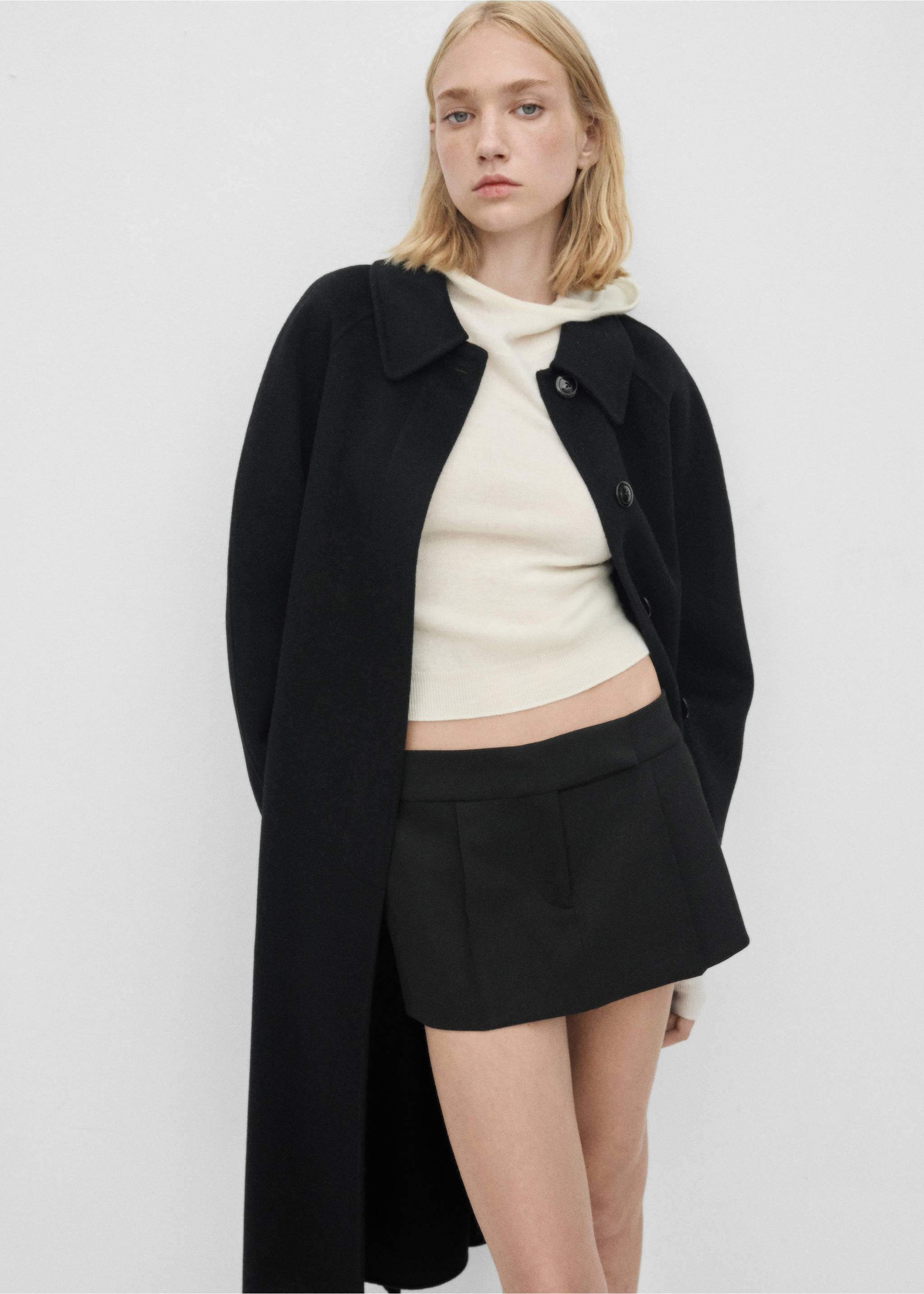 Suknja niskog struka - Prikaz srednjeg dijela, Crna. Ref: 77066759-00.