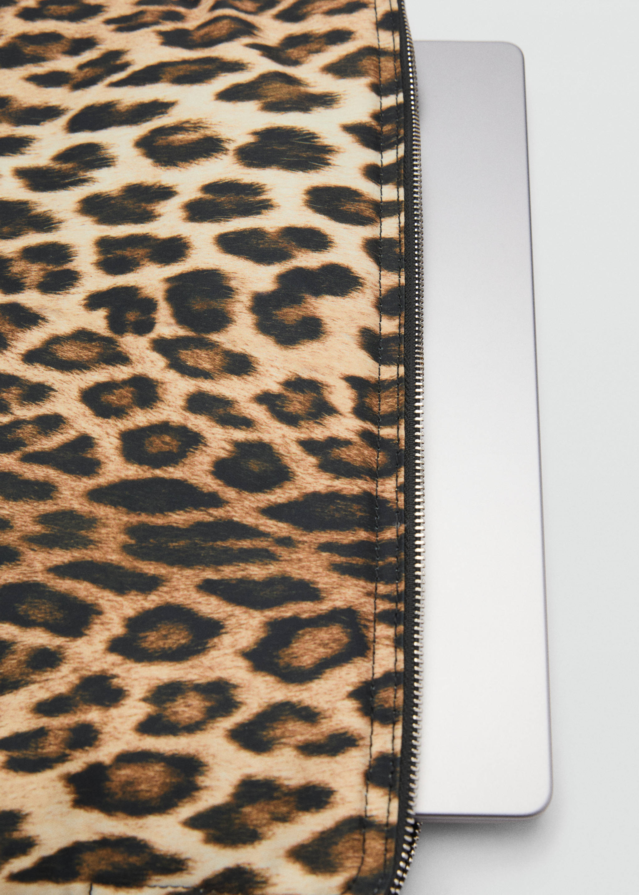 Logo nylon laptop case - Details of the article 1