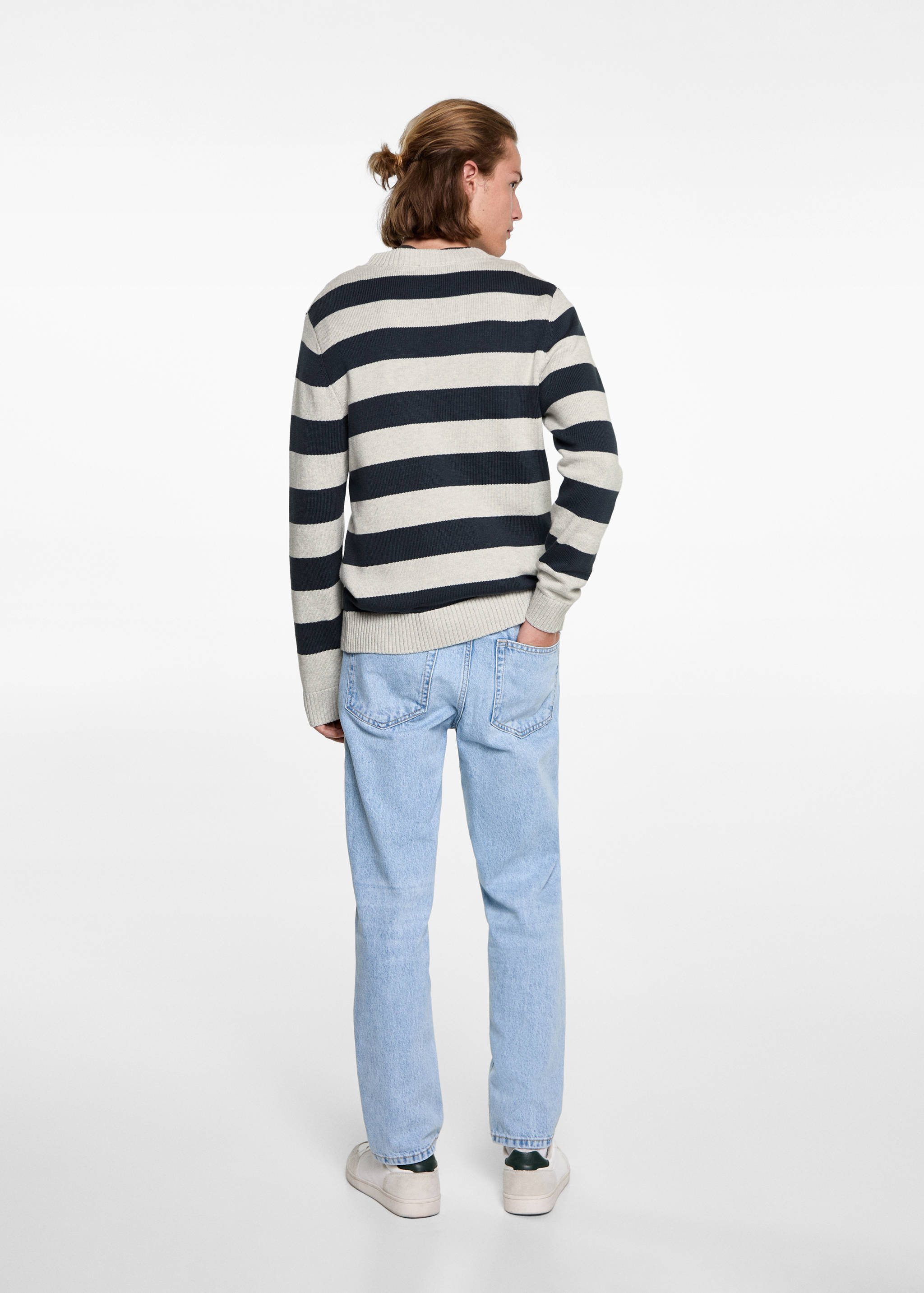 Gestreifter Strickpullover - Rückseite des Artikels