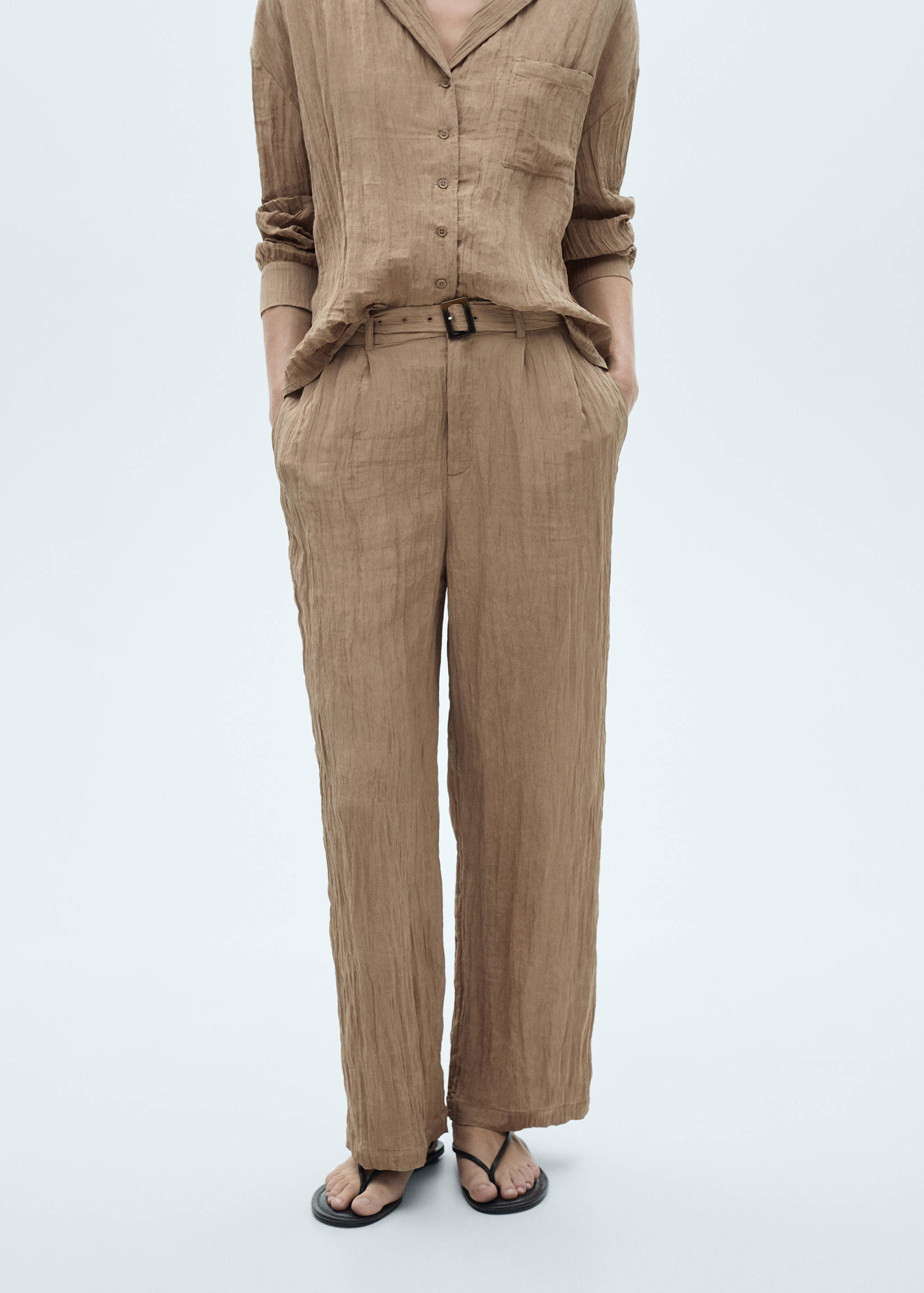 Textured trousers with belt - Medium plane
