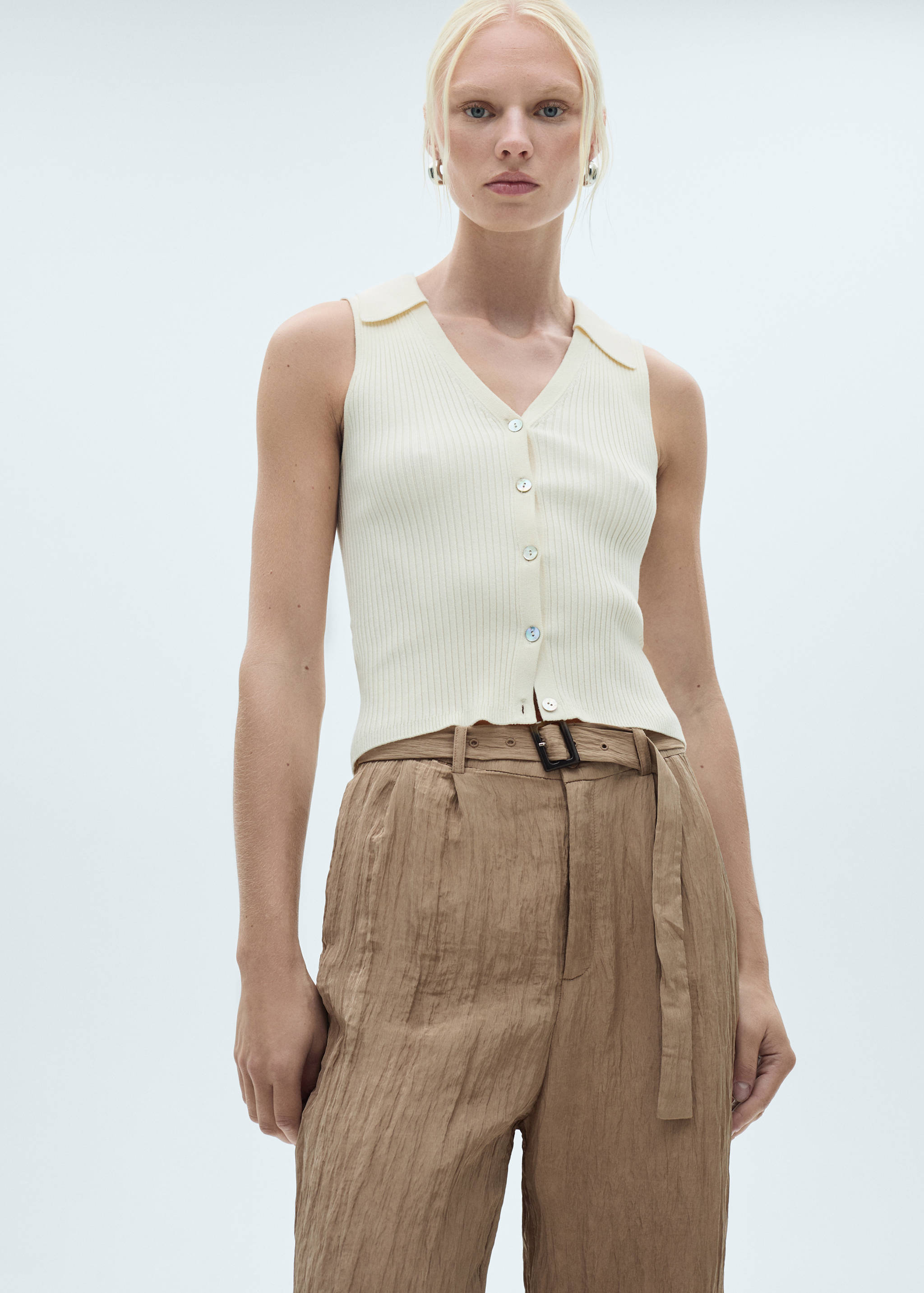 Textured trousers with belt - Details of the article 6