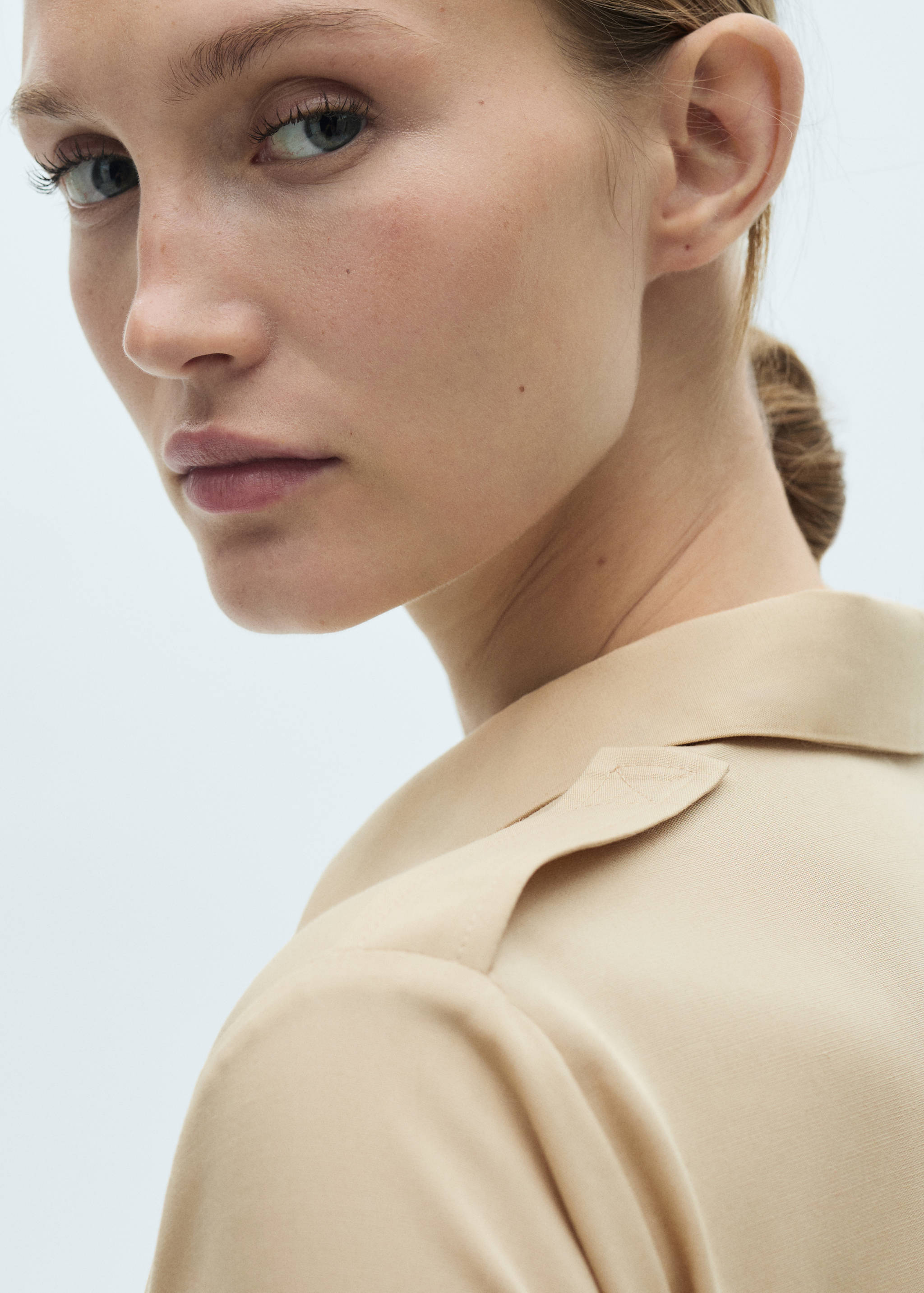 Lyocell shirt-collar jumpsuit - Details of the article 1