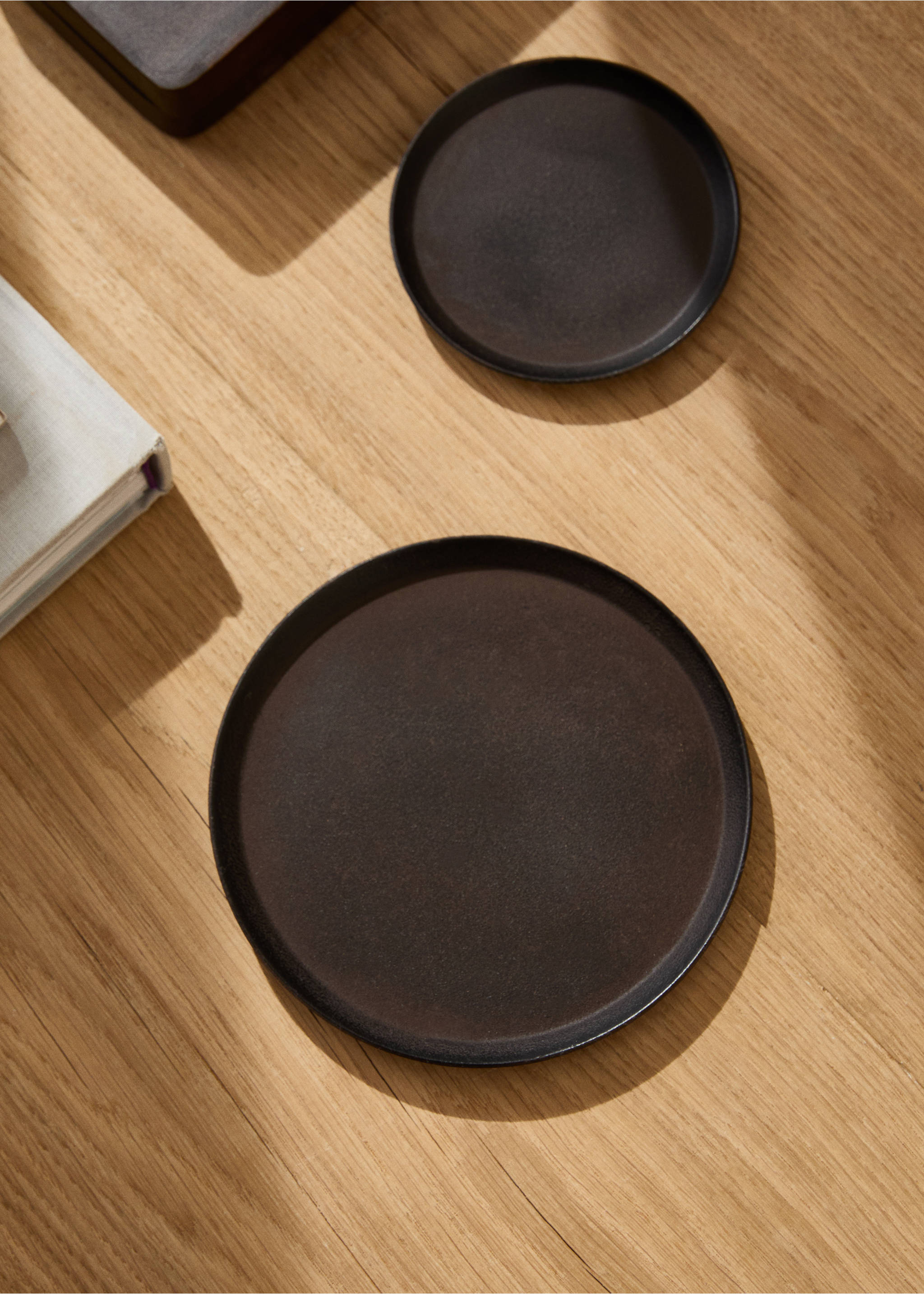 100% iron decorative tray  15.5x1cm - General plane, Brown. Ref: 77067655-00.