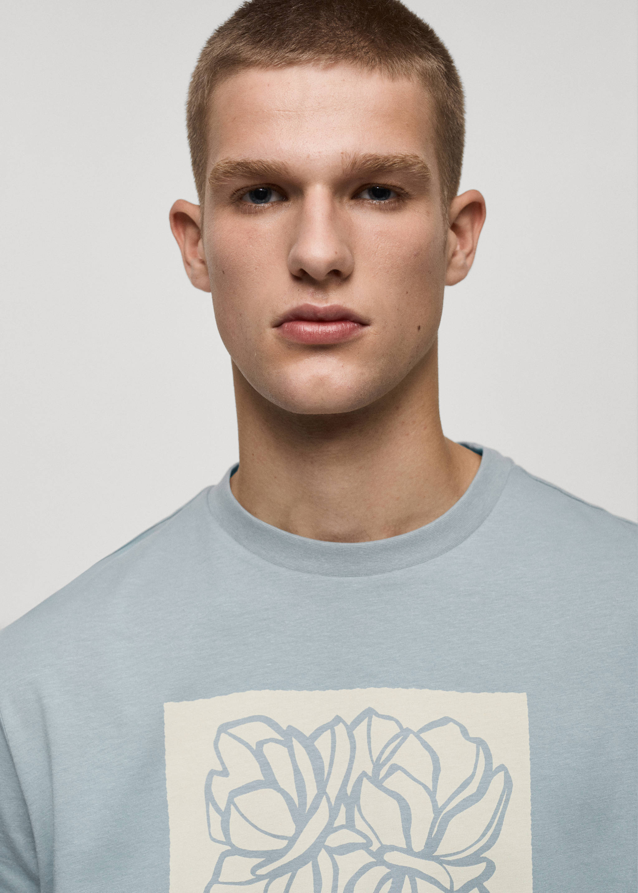 Camiseta 100% algodón estampado pecho - Detalle del artículo 1