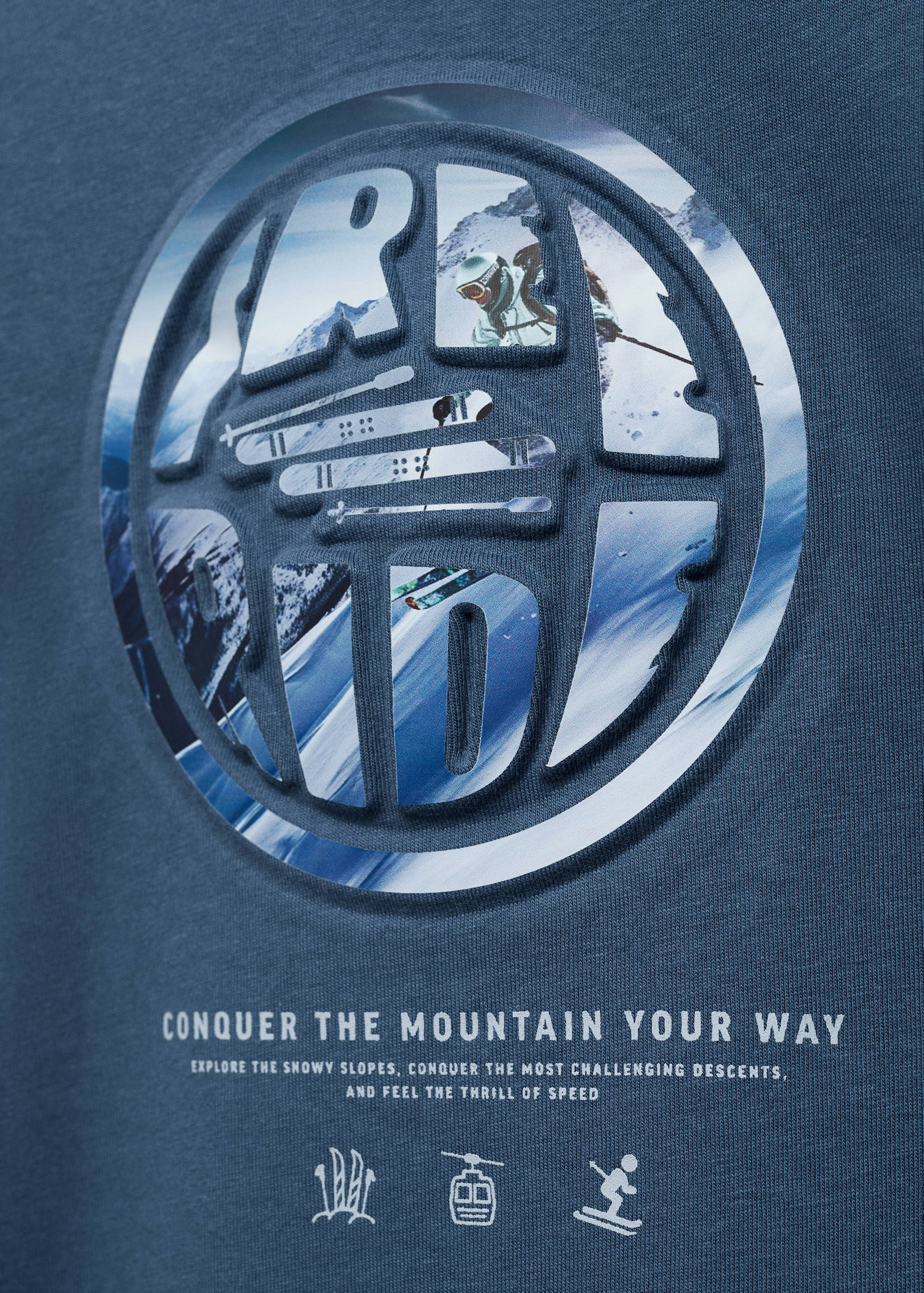 Embossed details printed t-shirt - Details of the article 8