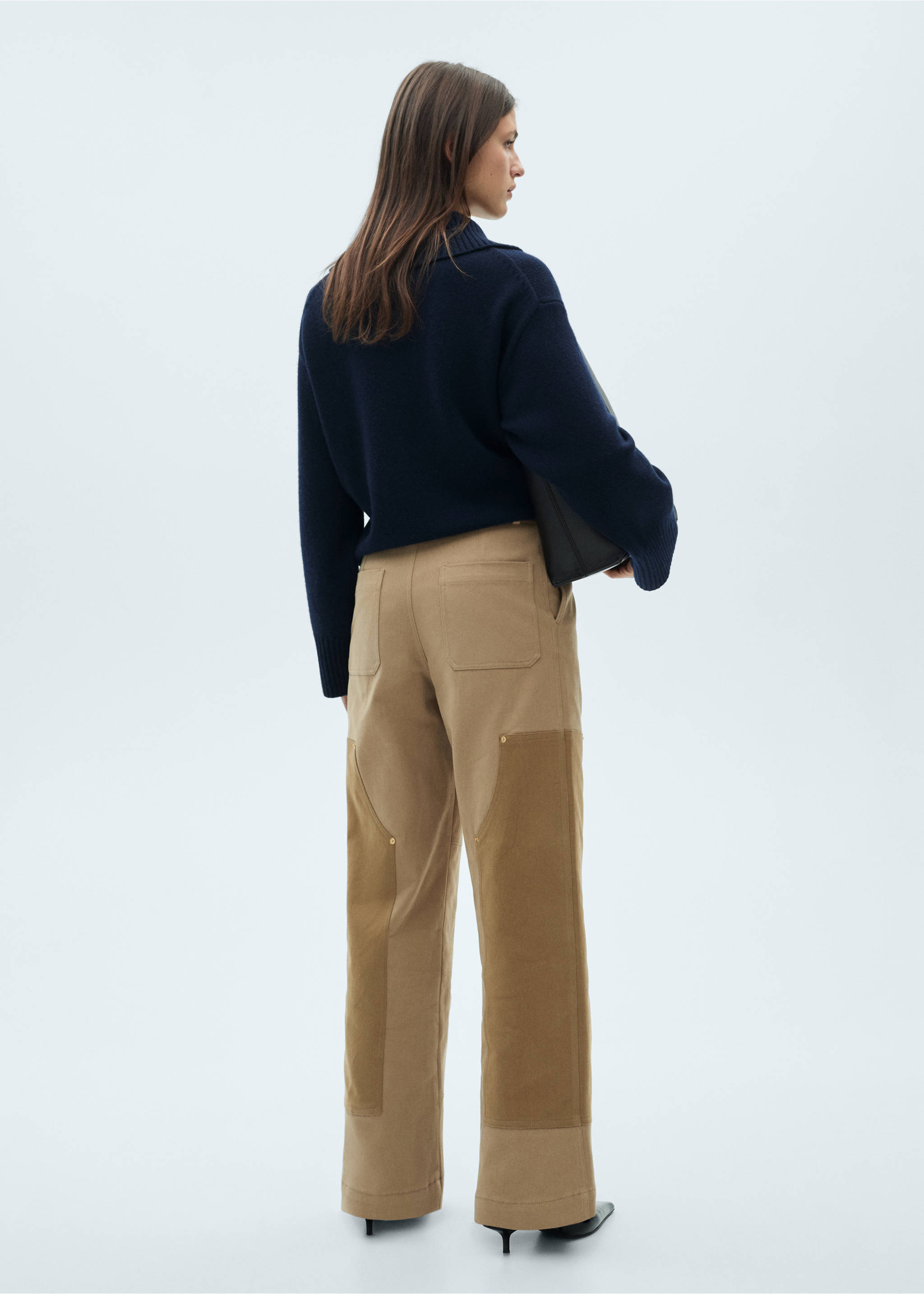 Contrasting panels trousers - Reverse of the article, Beige. Ref: 77067670-00.