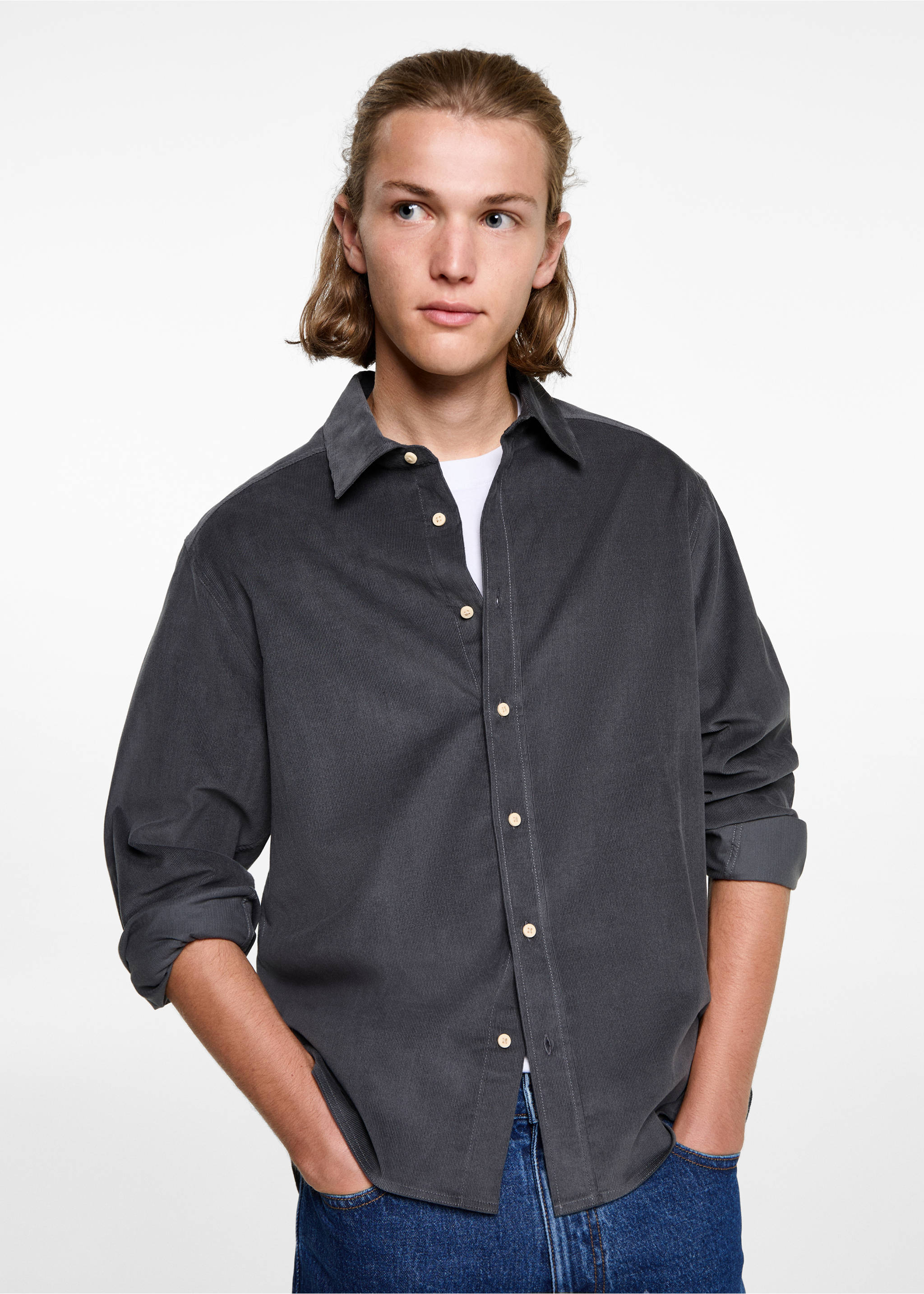 Regular Fit-Cordhemd - Mittlere Ansicht, Anthrazit. Ref: 77067673-00.