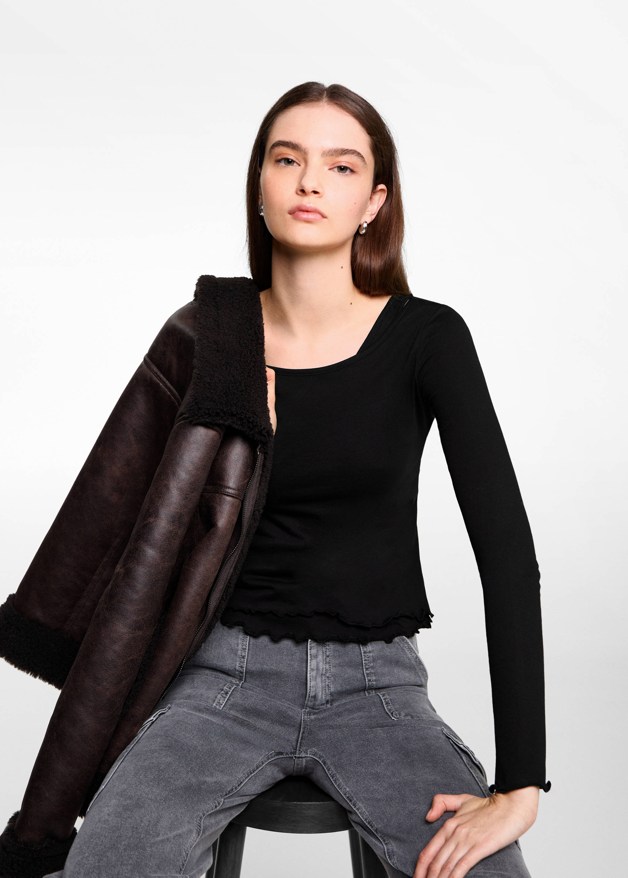 T-shirt manches longues bretelle - Détail de l'article 2