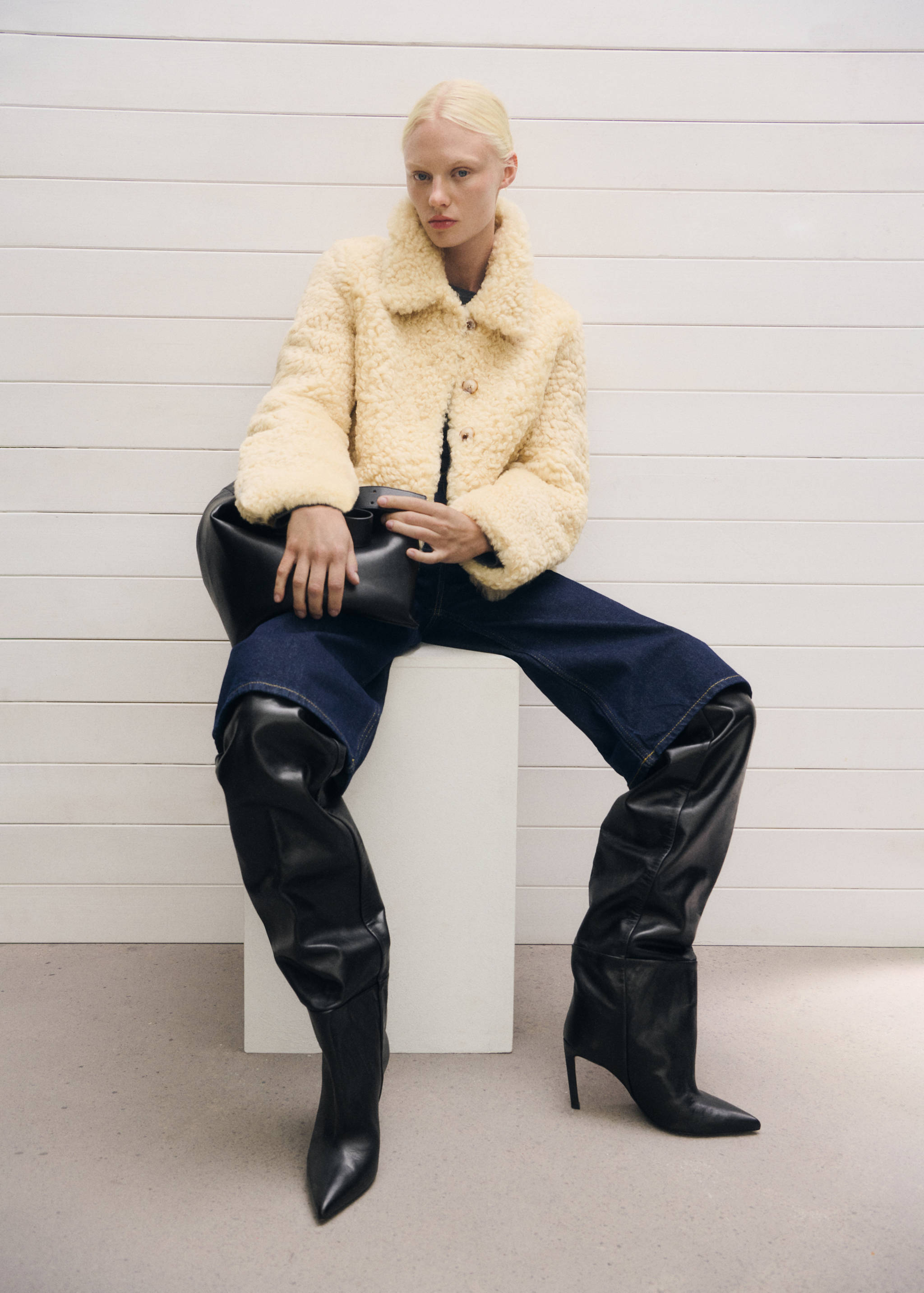 Knee-high leather boots with ruched detail - General plane