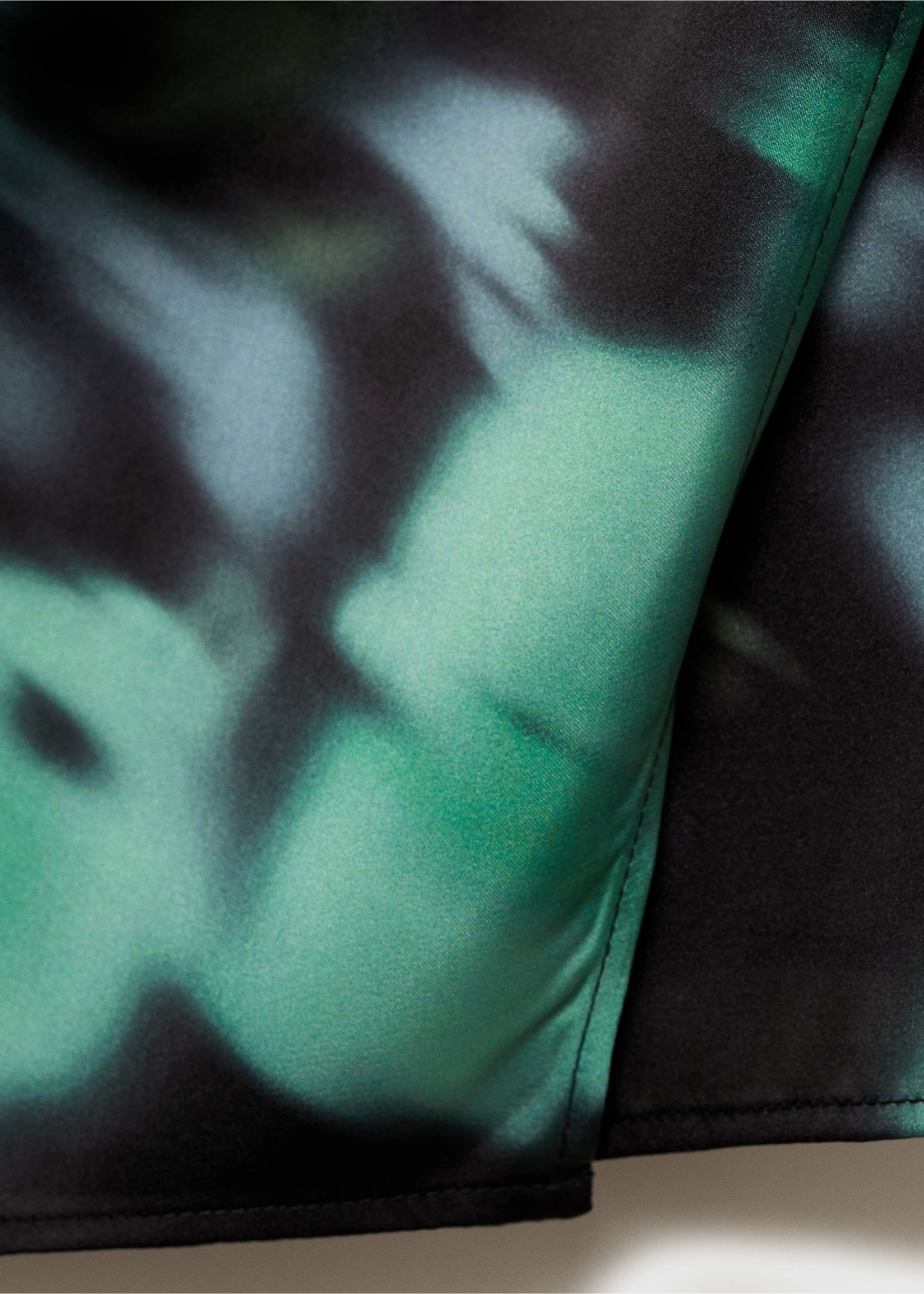 Printed short dress - Details of the article 0, Black. Ref: 77067719-00.