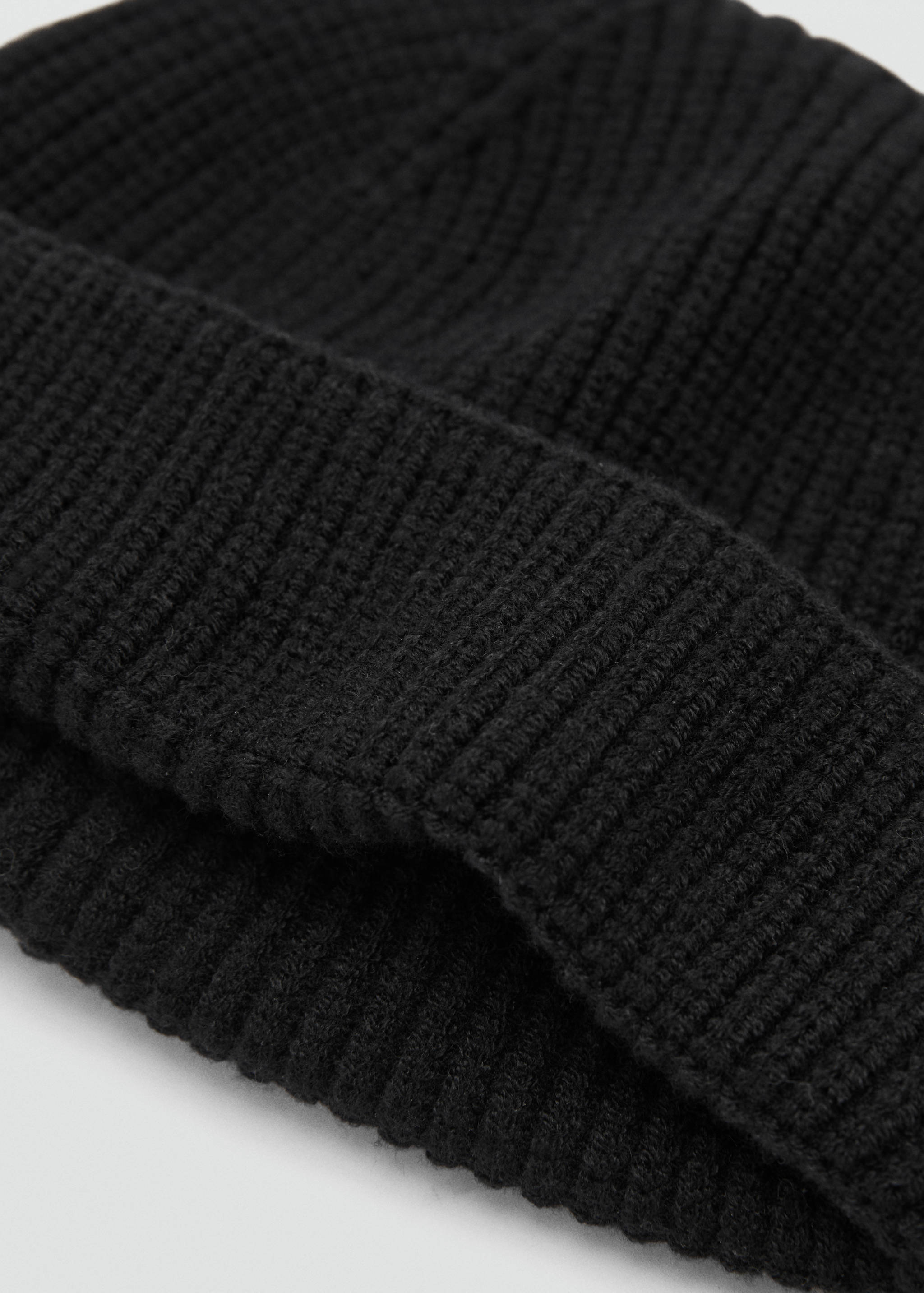 Rib-knit cap - Medium plane