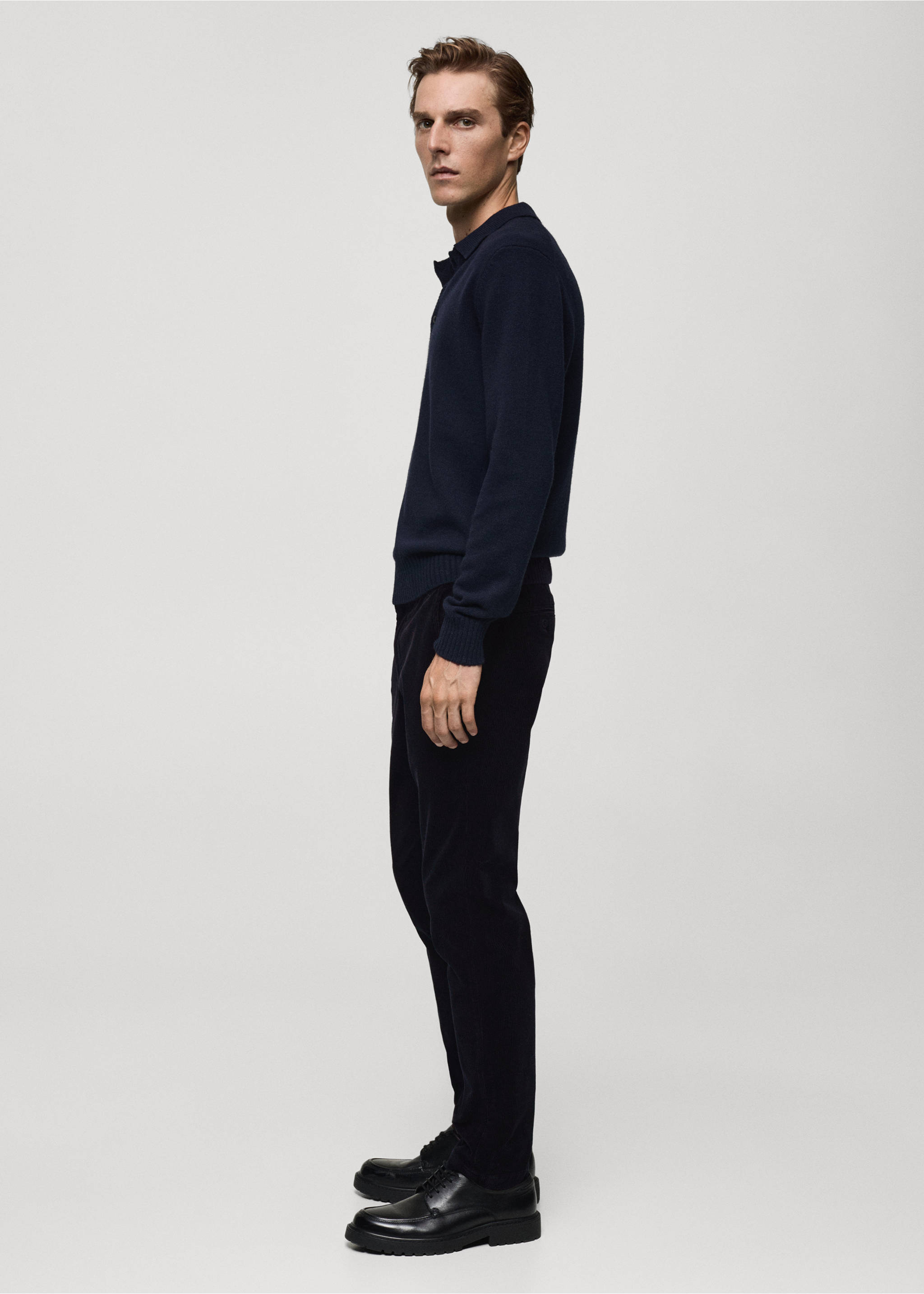 Corduroy slim-fit trousers - Details of the article 2, Dark Navy. Ref: 77067913-00.