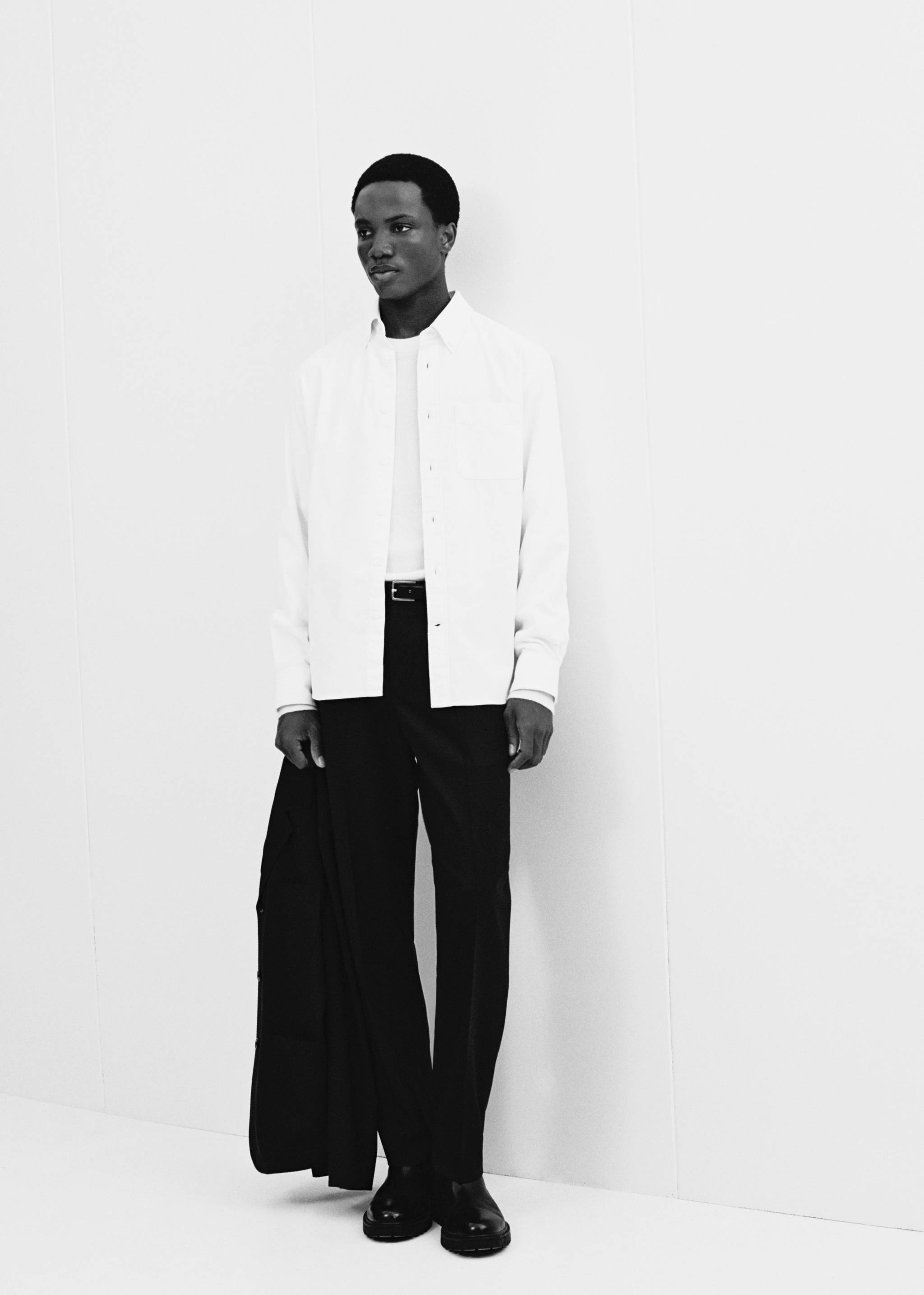 Classic-fit micro-corduroy shirt - Details of the article 3