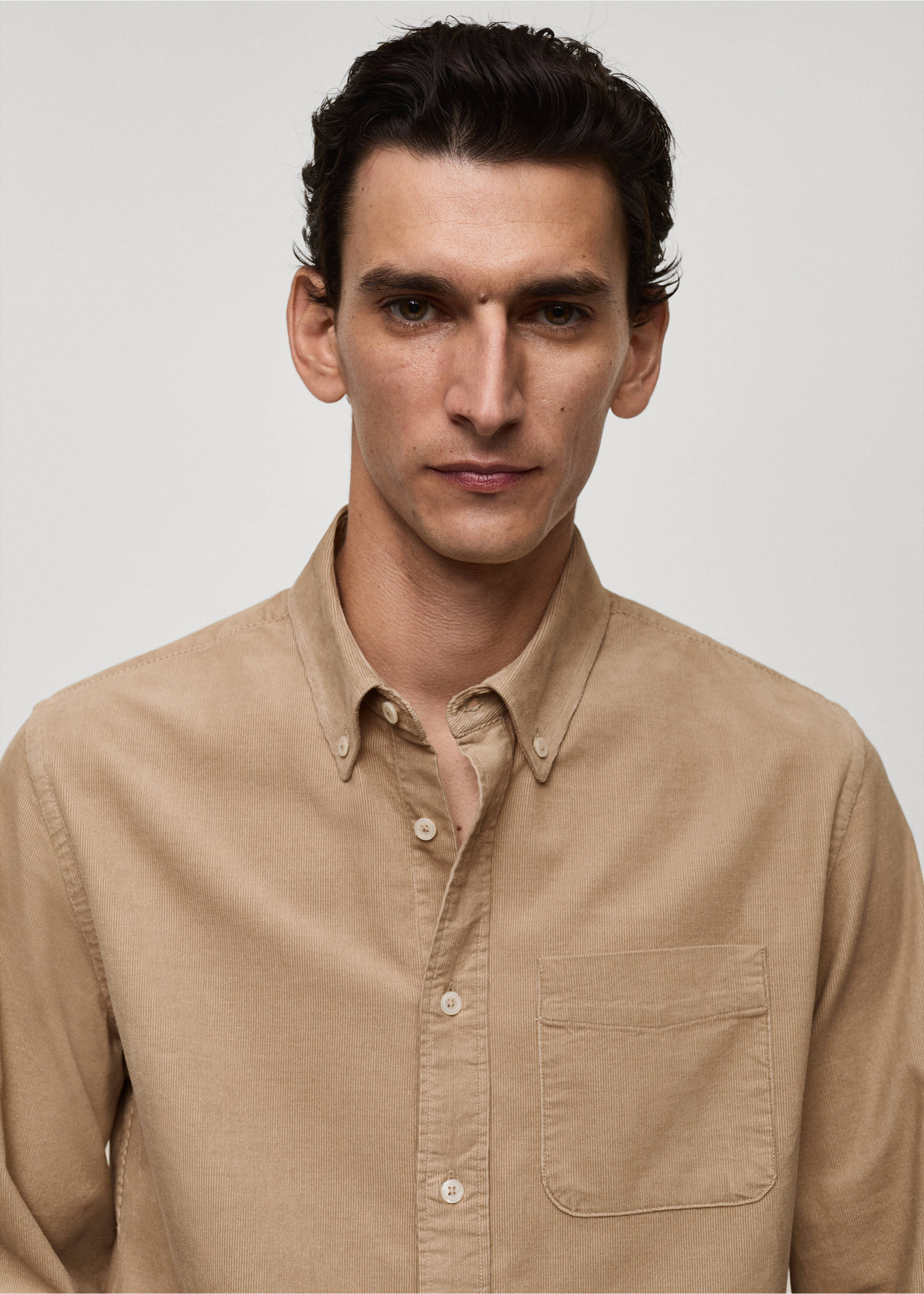 Classic-fit micro-corduroy shirt - Details of the article 1, Beige. Ref: 77067924-00.