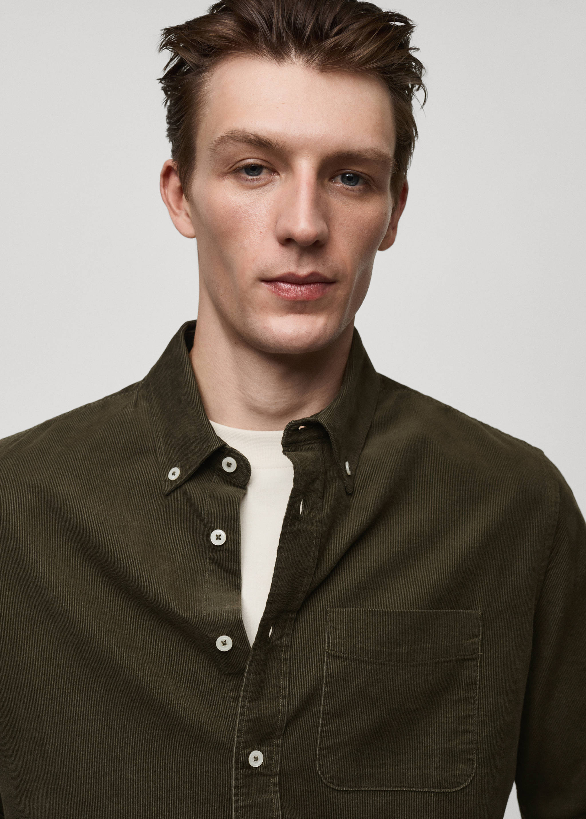 Classic-fit micro-corduroy shirt - Details of the article 1