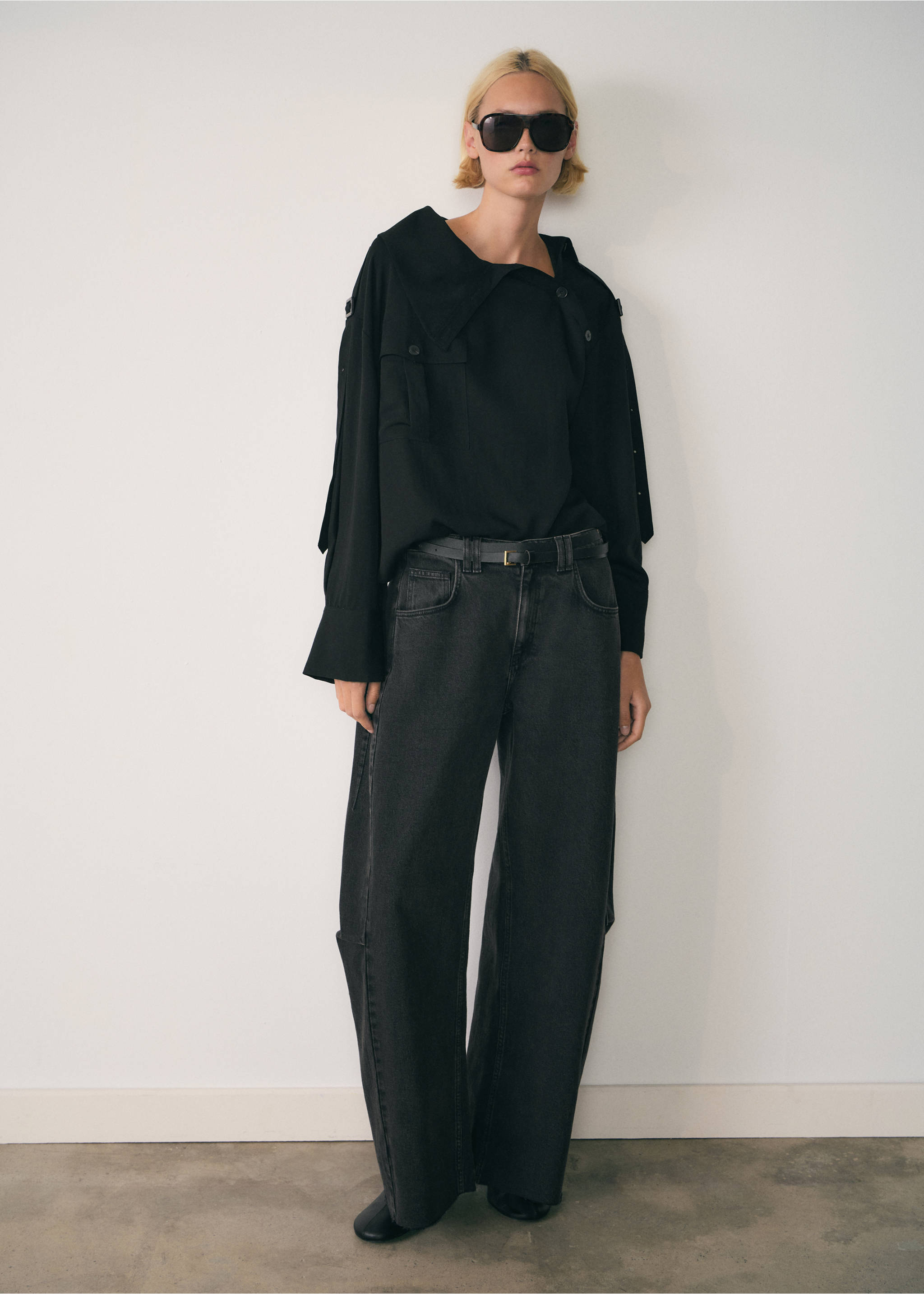 Jeans wideleg loose med lavt liv - Total bildeutsnitt, Black denim. Ref: 77067937-00.