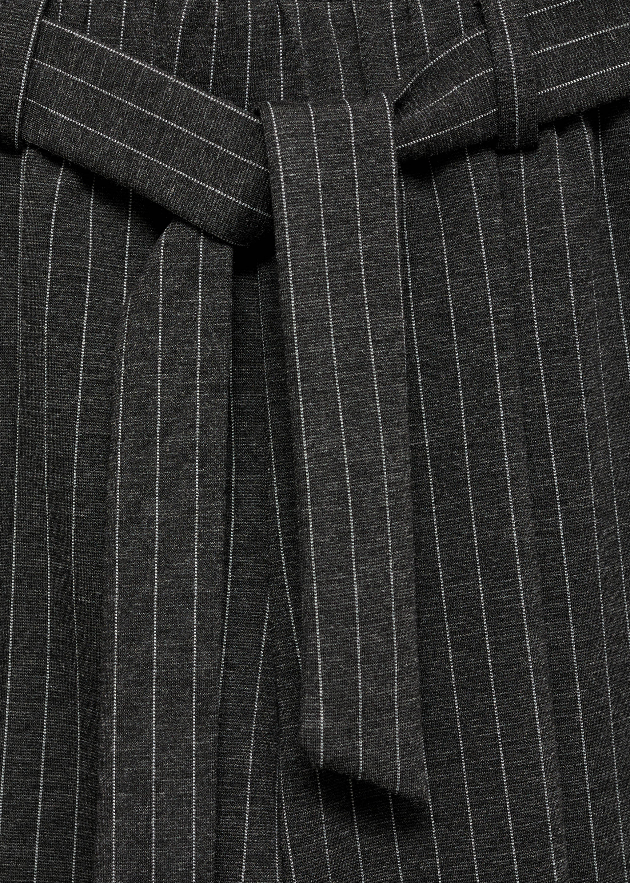 Culotte stripes trousers - Details of the article 8, Charcoal. Ref: 77068270-00.