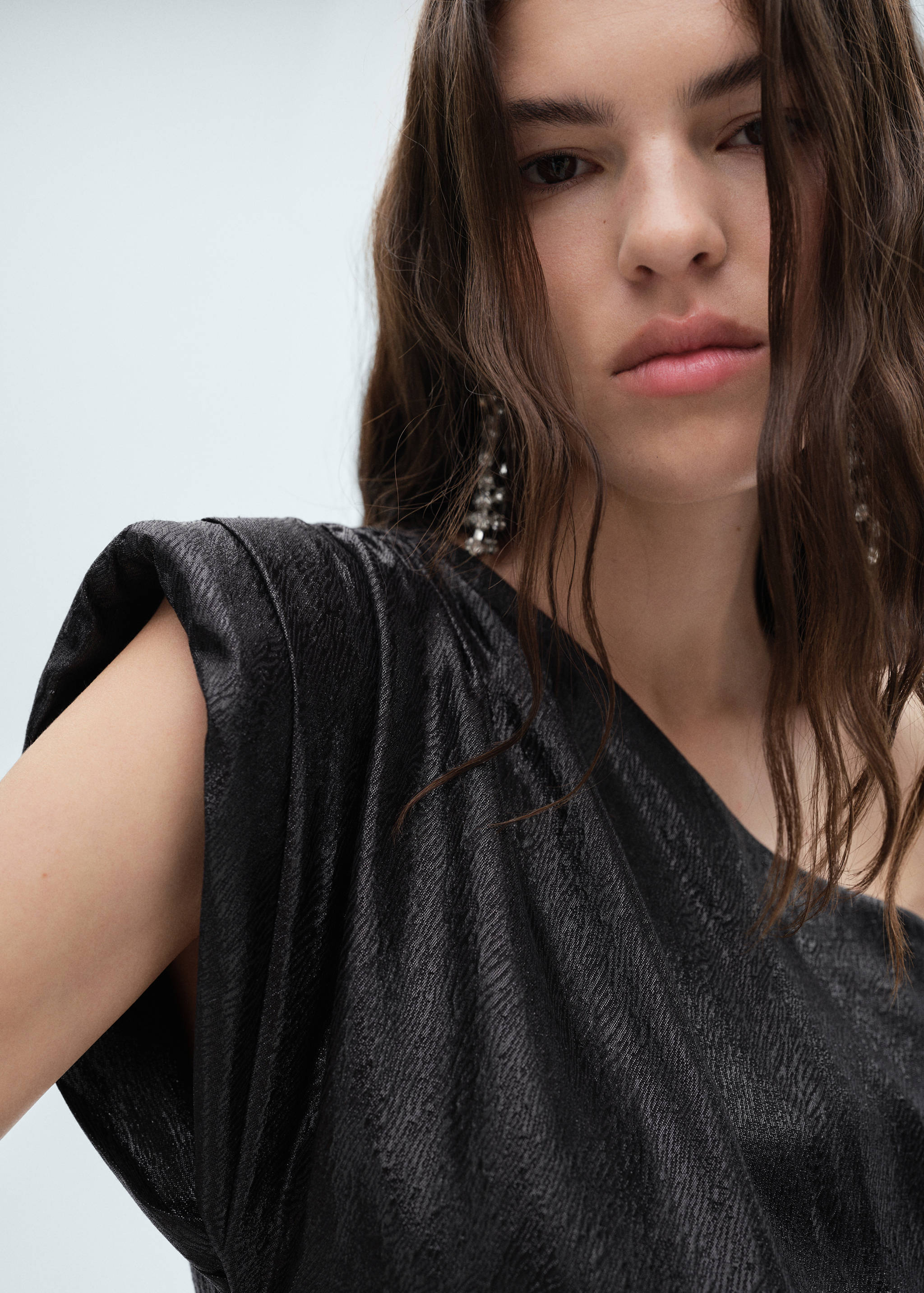 Textured asymmetrical dress - Details of the article 1