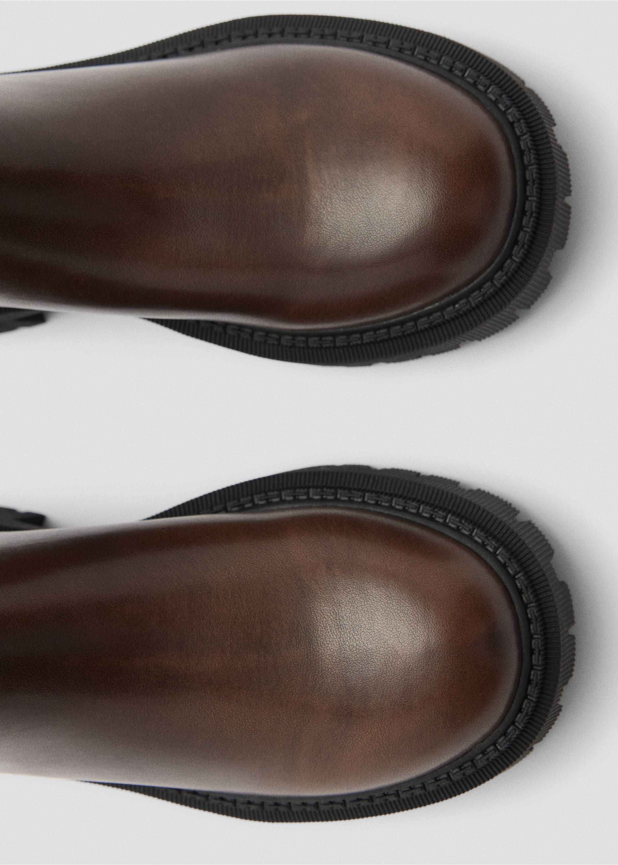 Chelsea boots - Details of the article 2, Brown. Ref: 77068279-00.