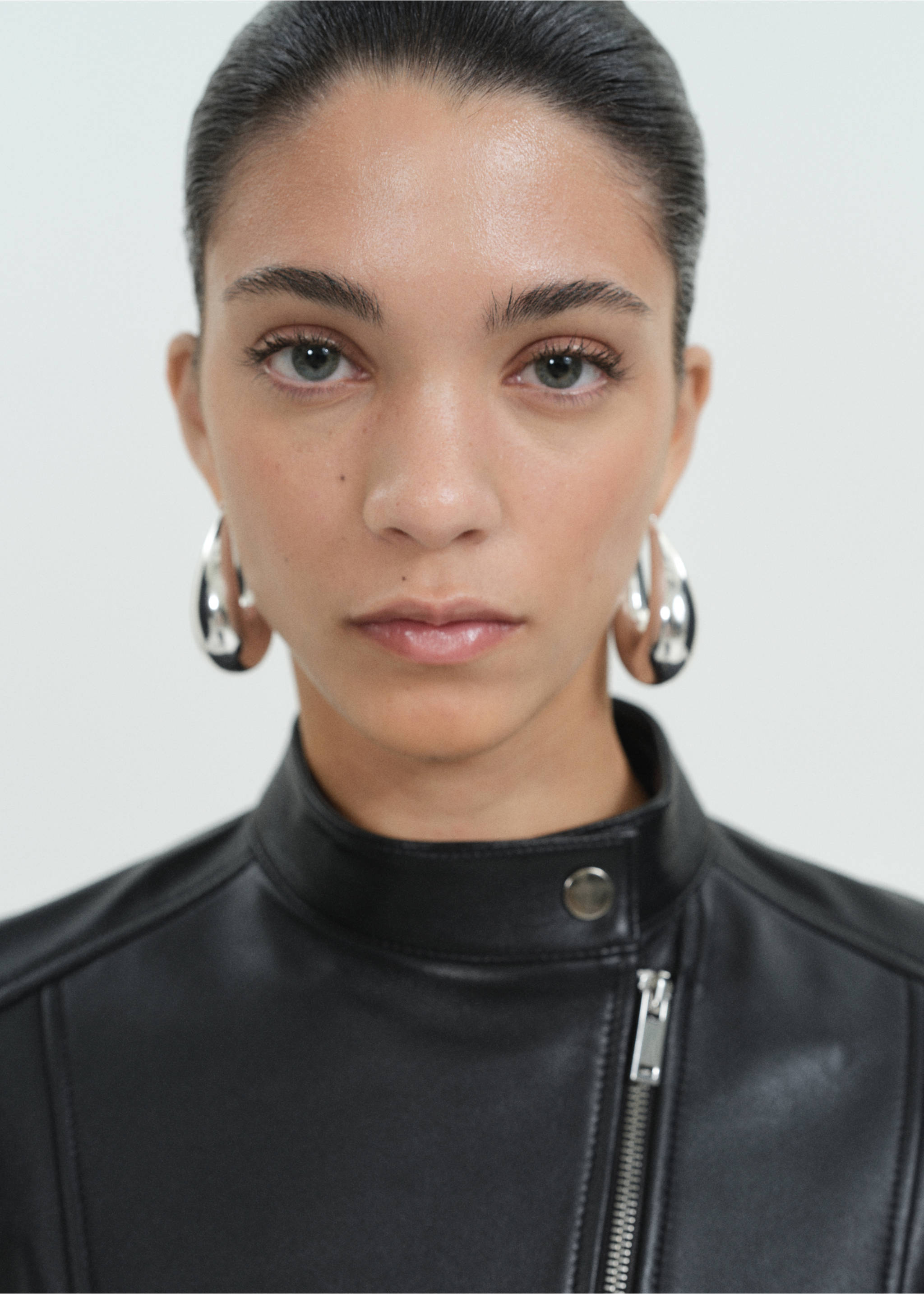 Cropped leather biker jacket - Details of the article 1, Black. Ref: 77069069-00.