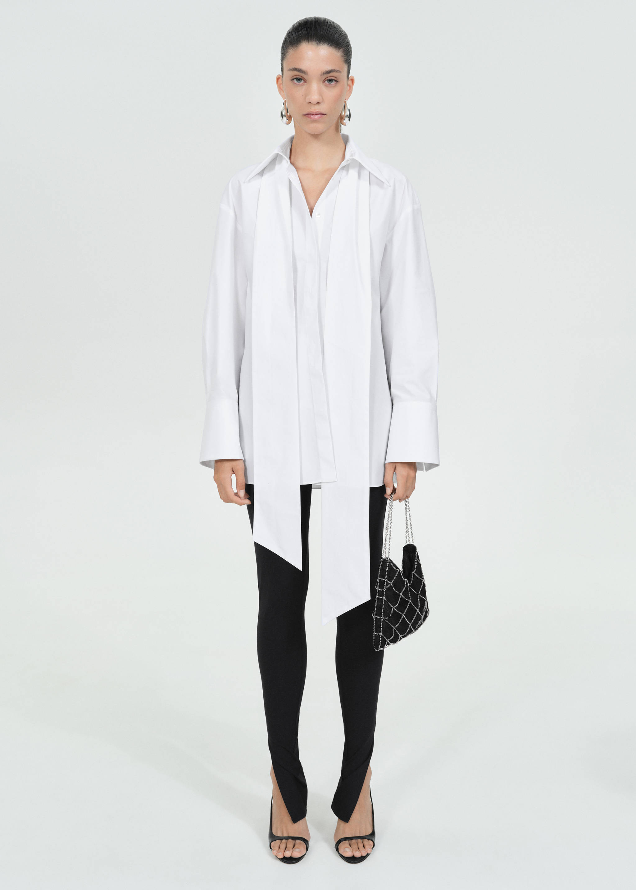 Blusa oversize fiocco - Piano generale