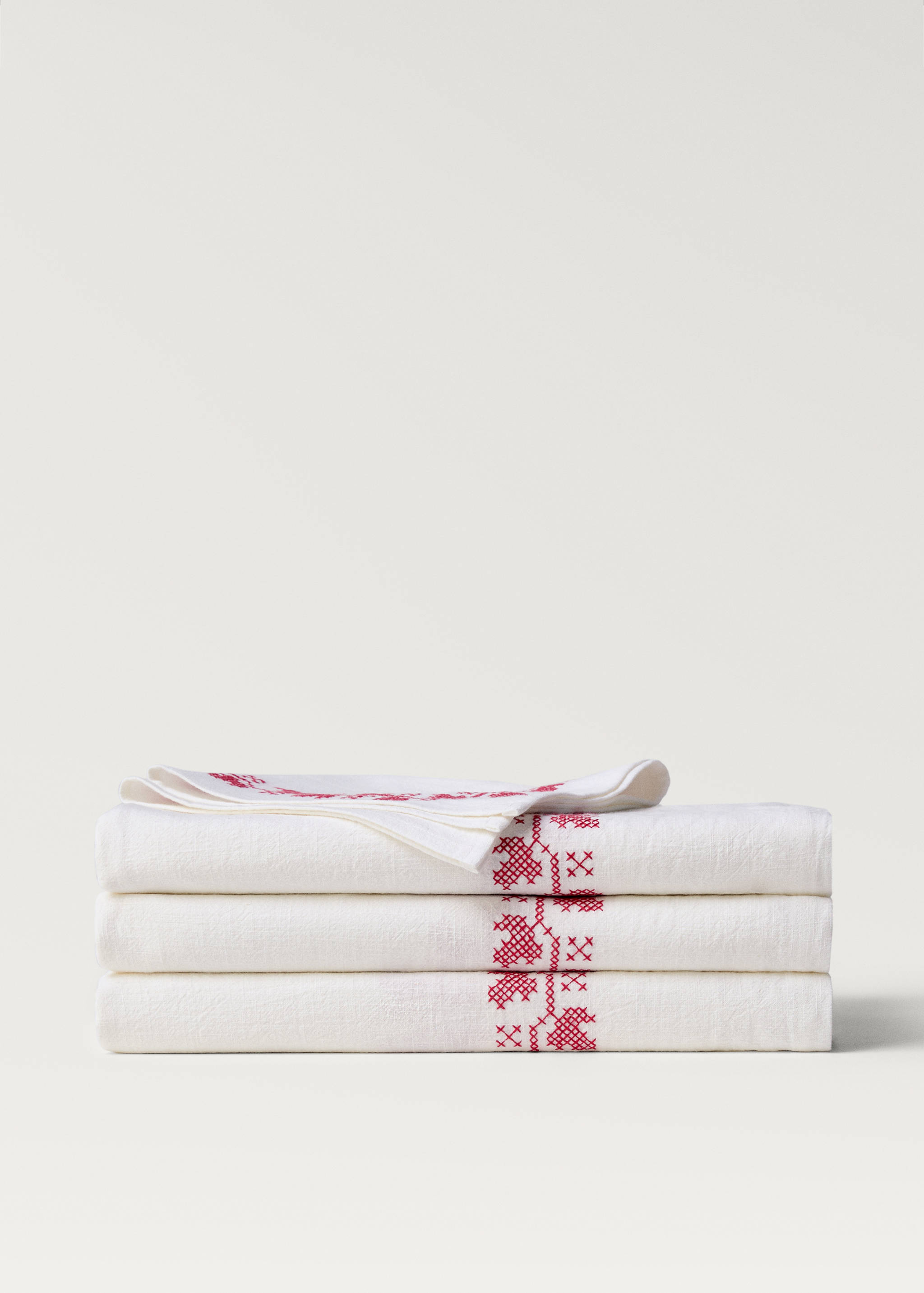 Tovalló detall brodat - Detall de l'article 2