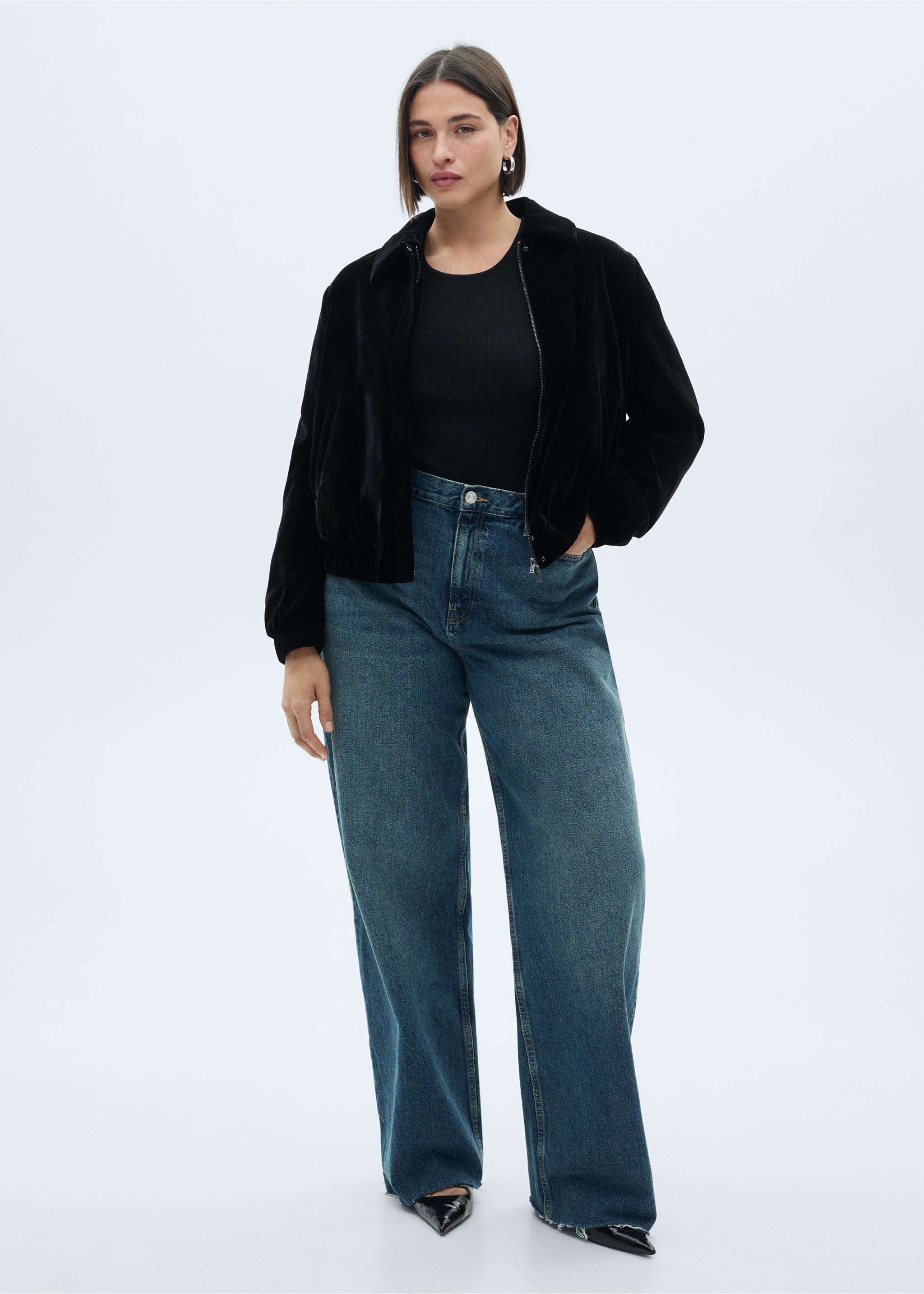 Velvet Bomber Jacket - Details of the article 3, Black. Ref: 77069237-00.