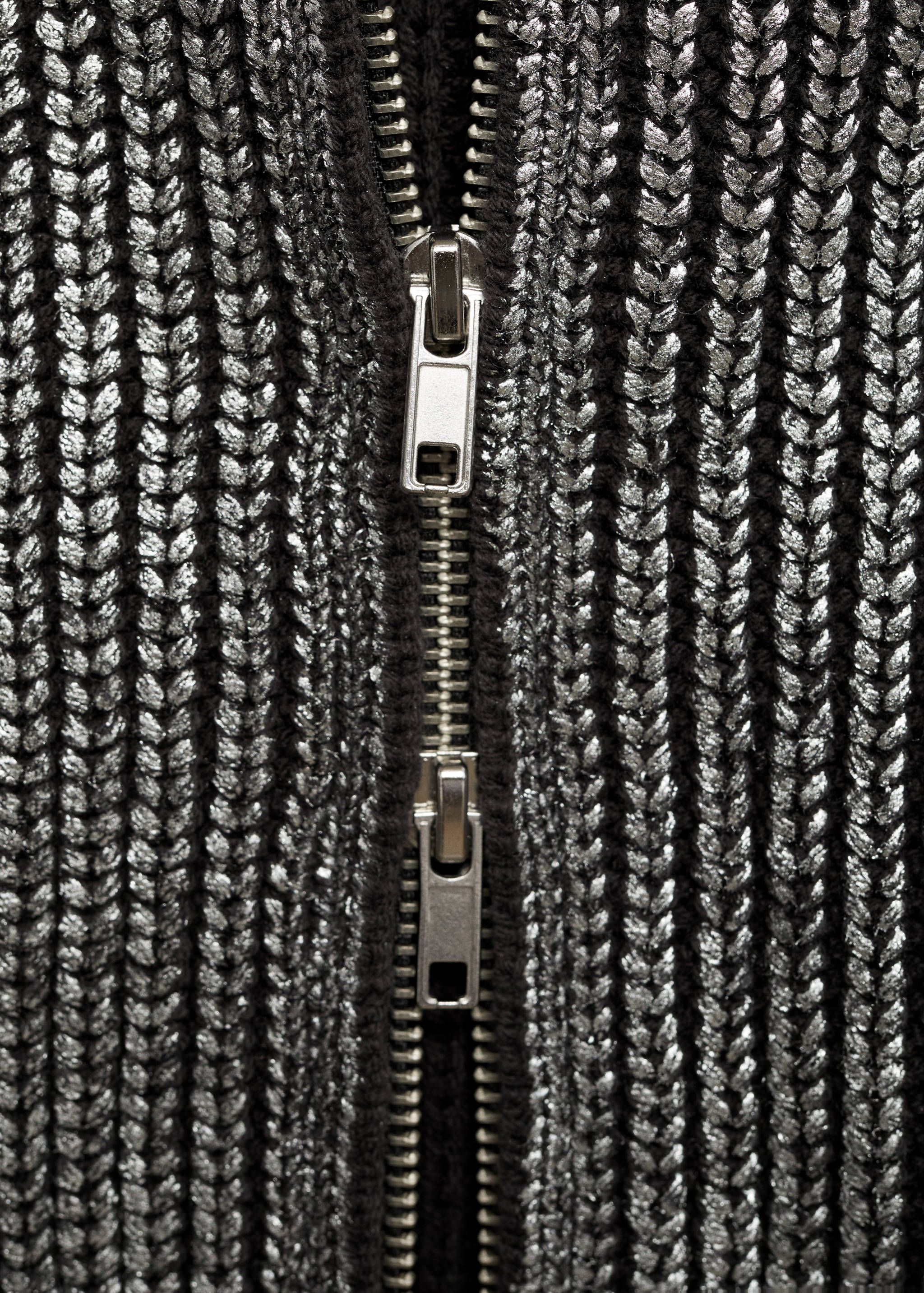Perkins-neck foil waistcoat - Details of the article 0