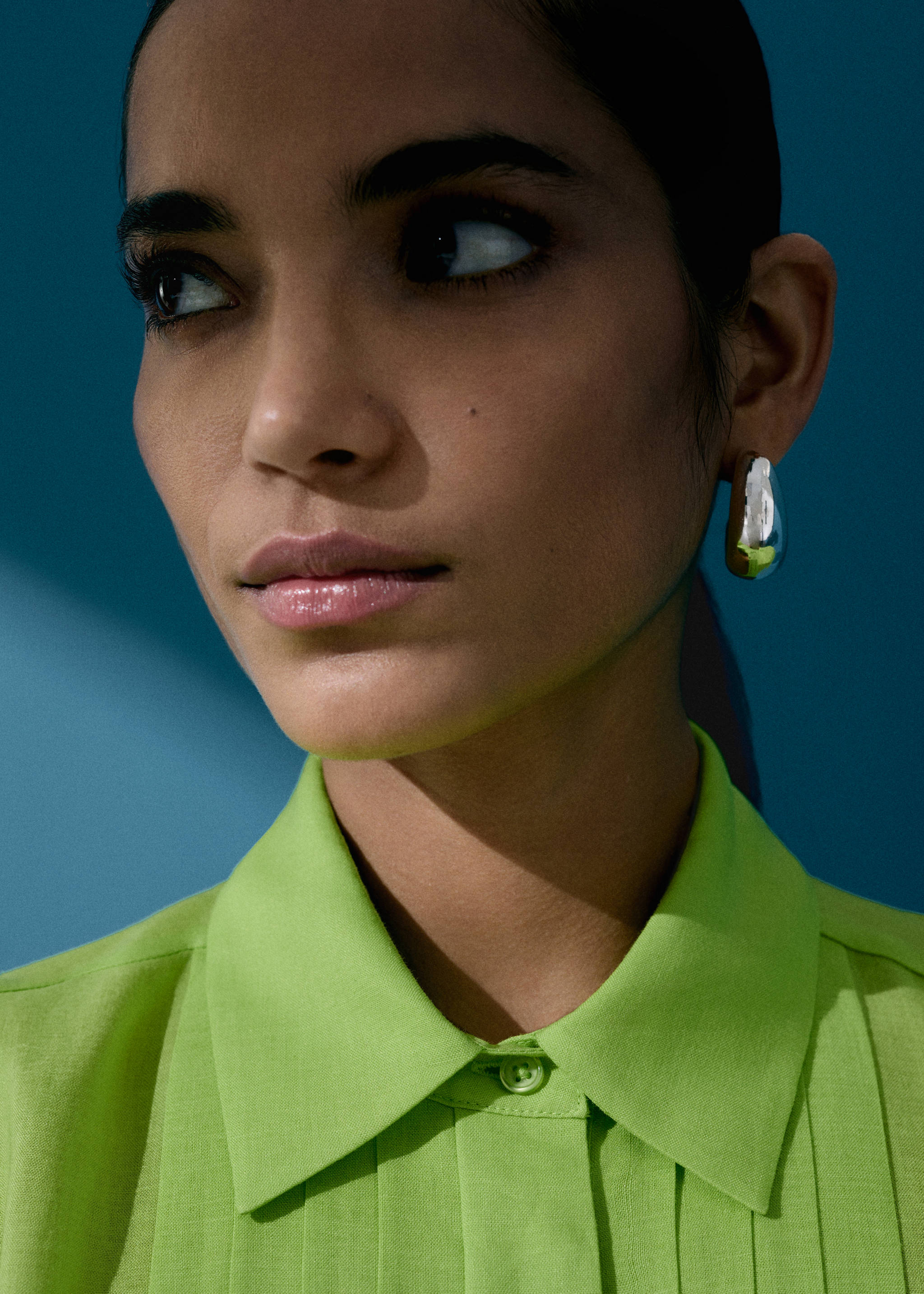 Shirt dress with slits - Details of the article 7