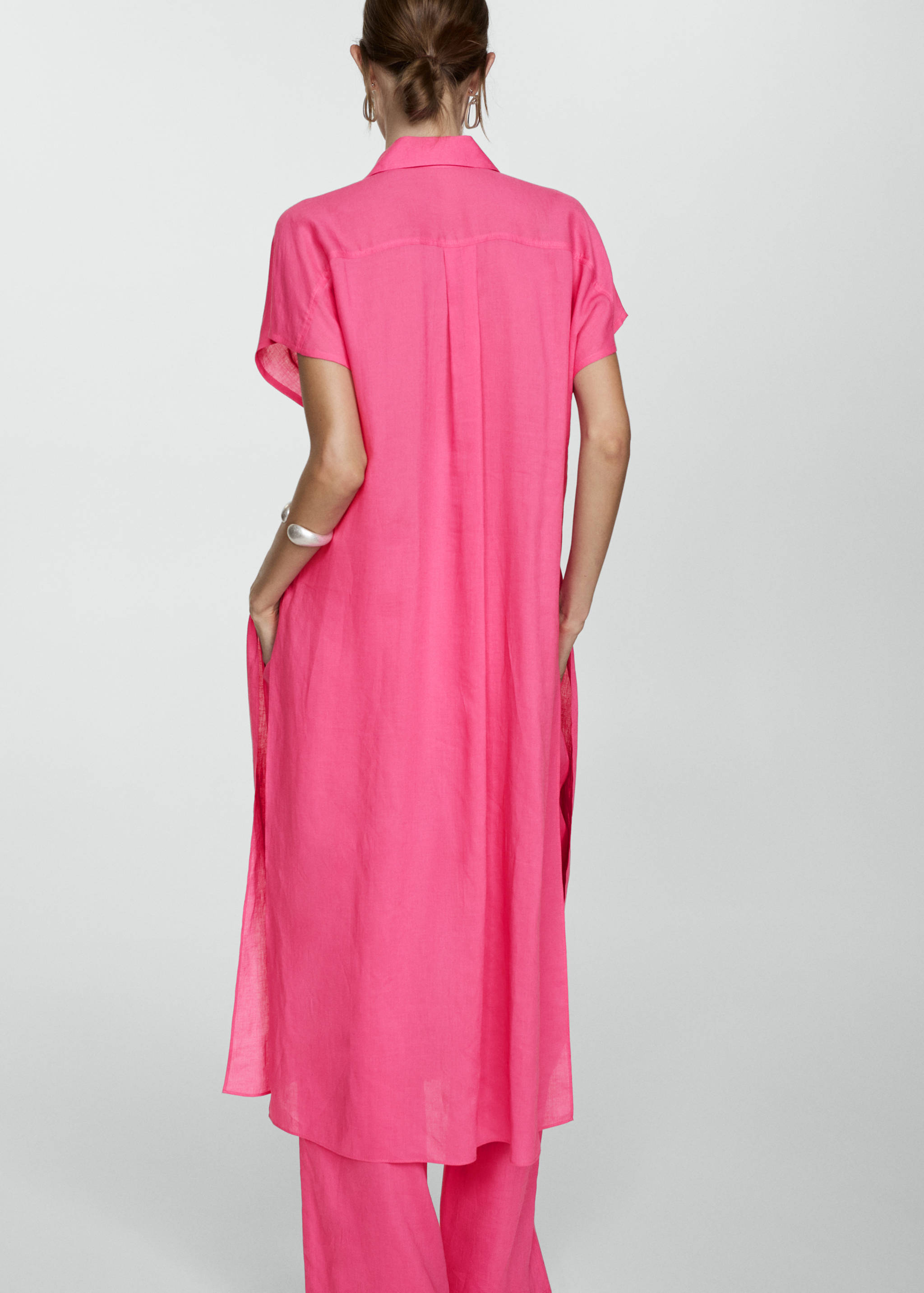 Shirt dress with slits - Reverse of the article
