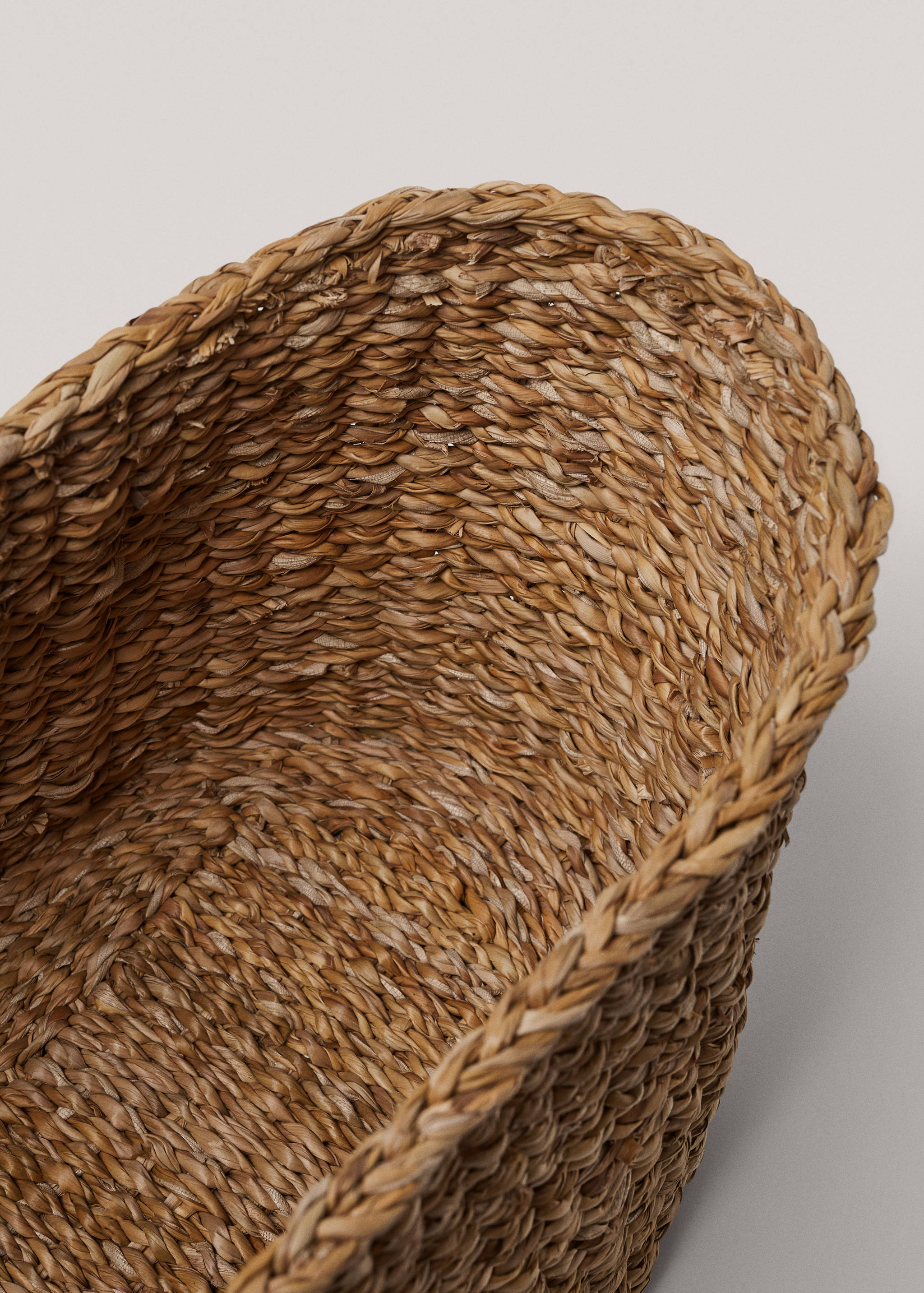 Medium natural fibre oval basket - Details of the article 3