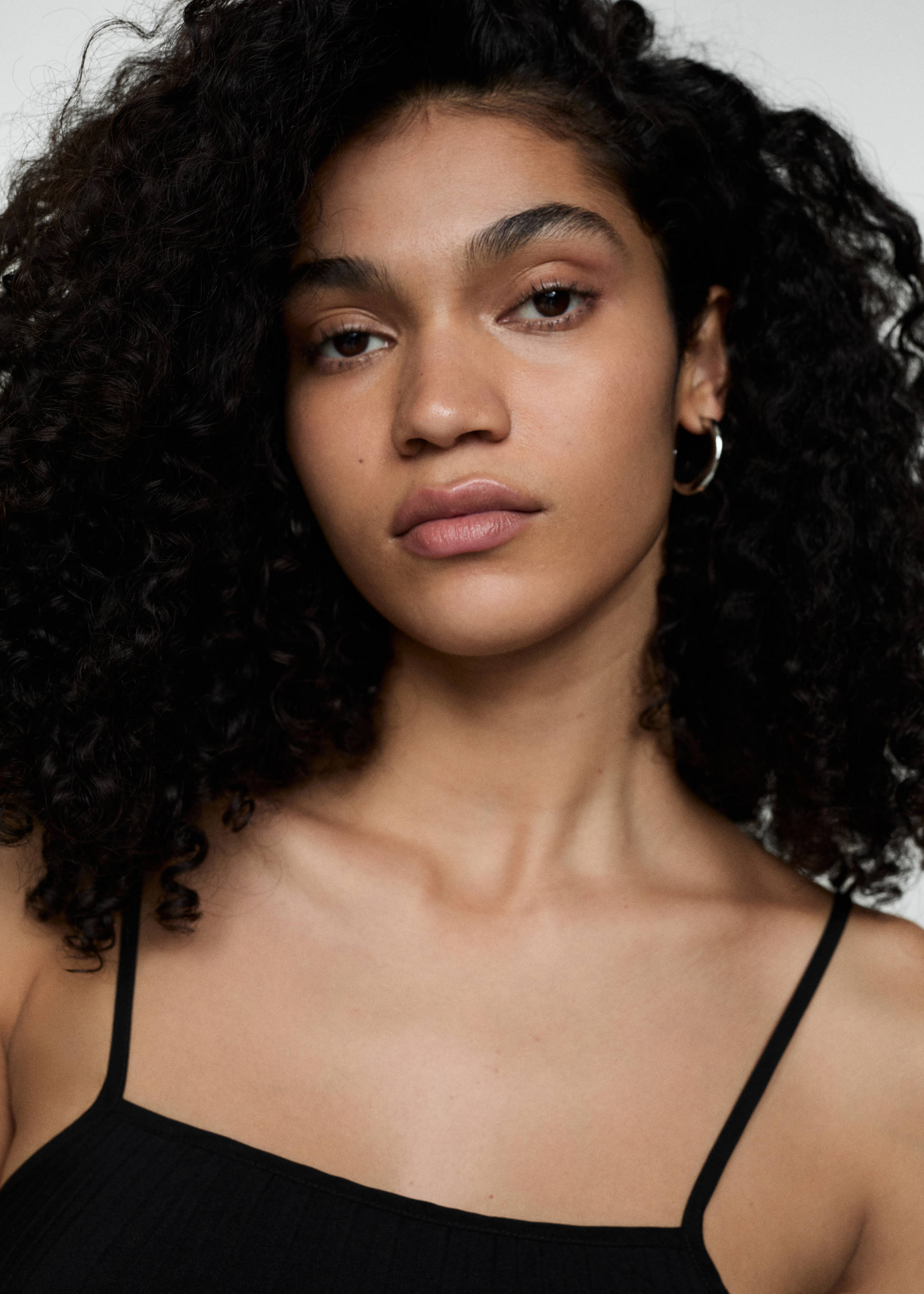 Plisowana sukienka z wiązaniem - Szczegóły artykułu 1