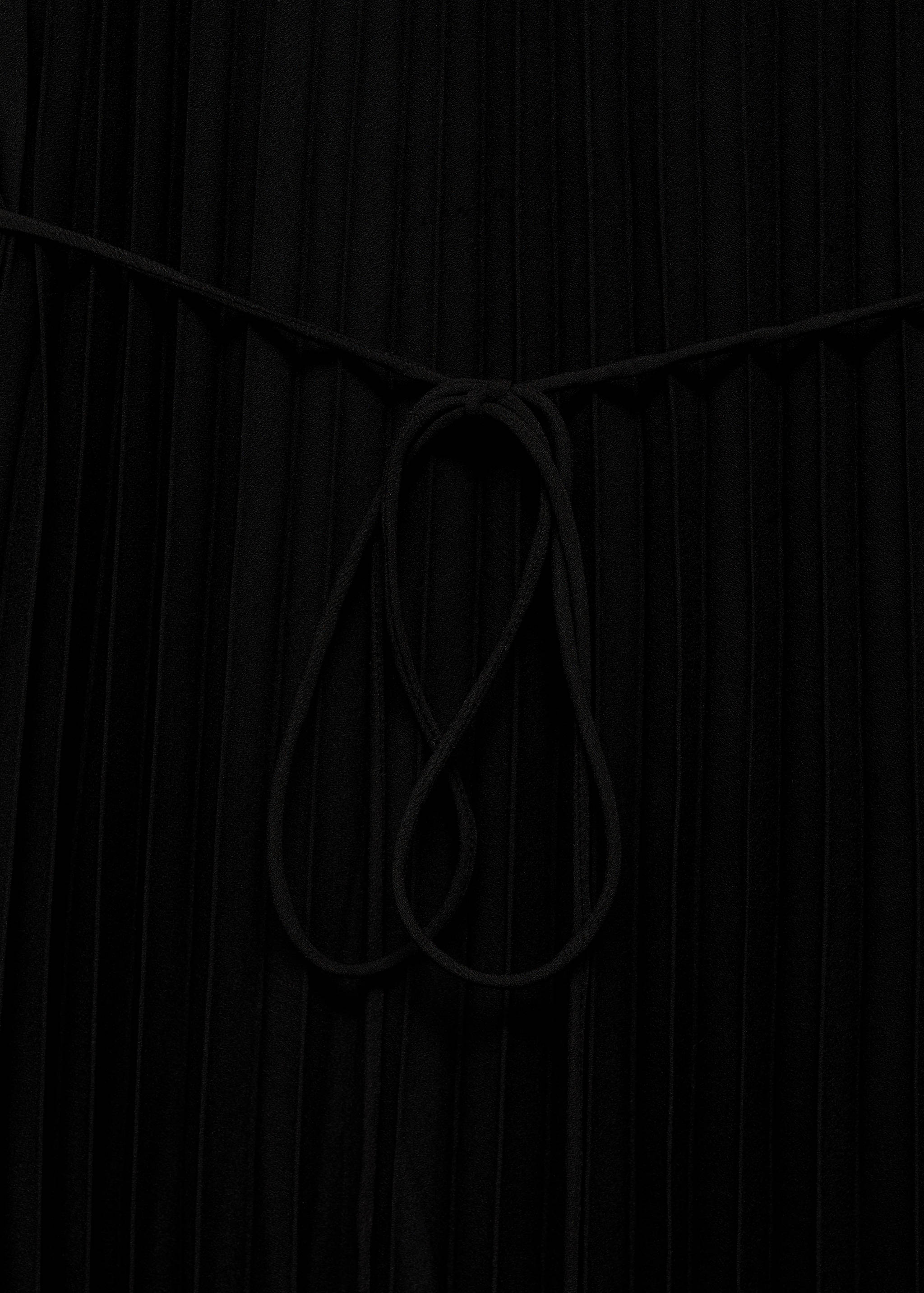 Plisowana sukienka z wiązaniem - Szczegóły artykułu 8