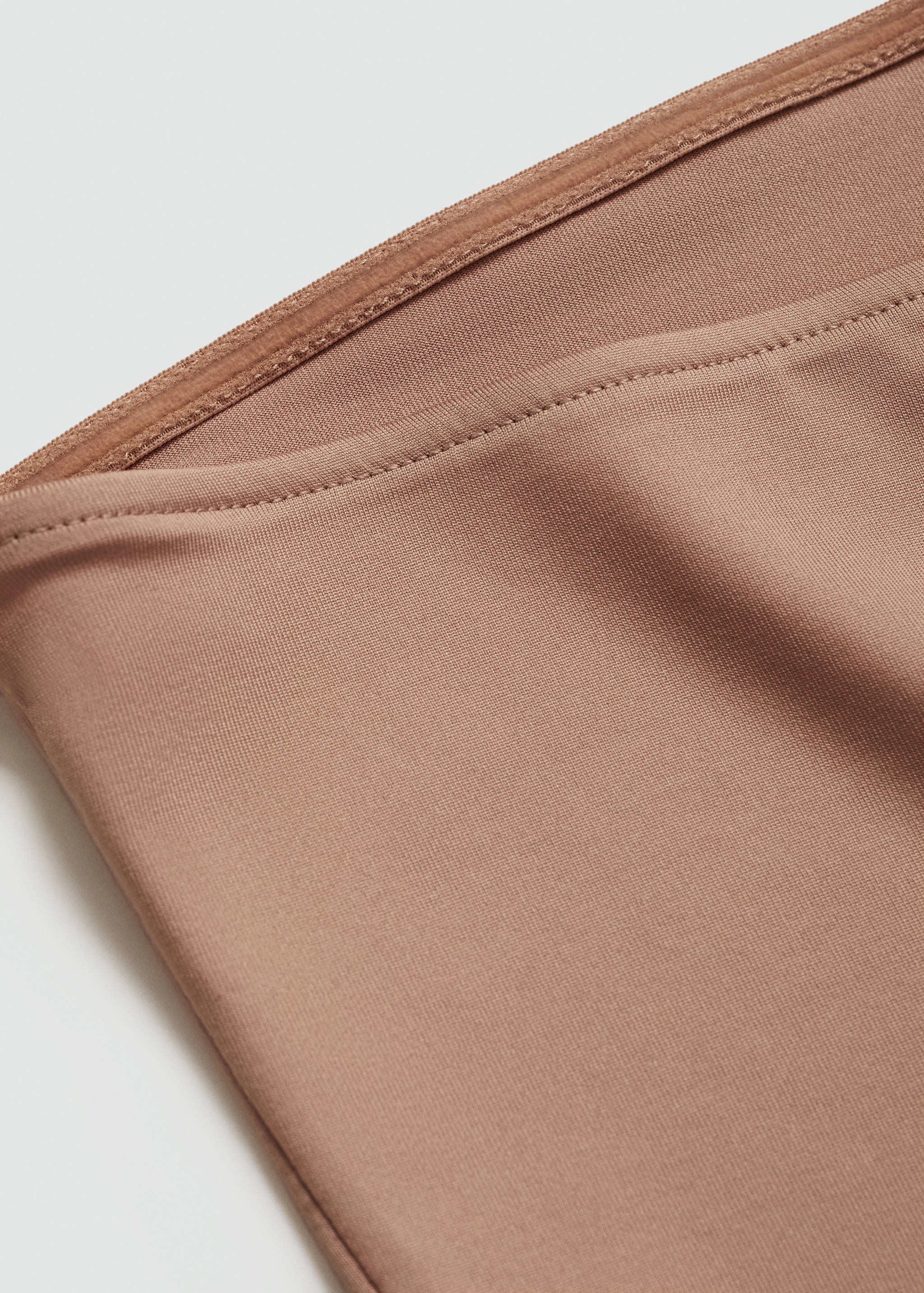 Bandeau top - Detaljer om artikeln 8