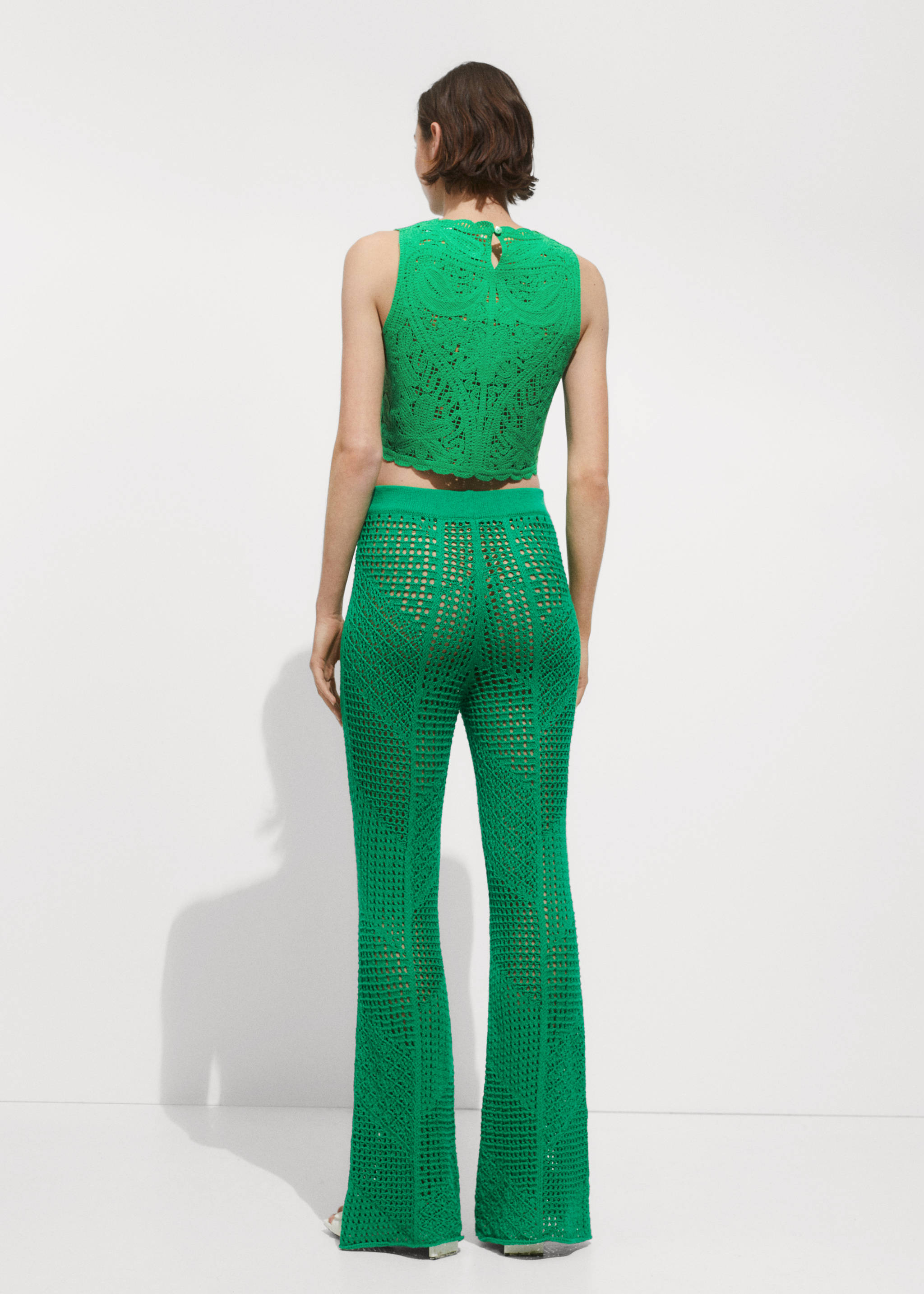 Openwork knitted trousers - Reverse of the article