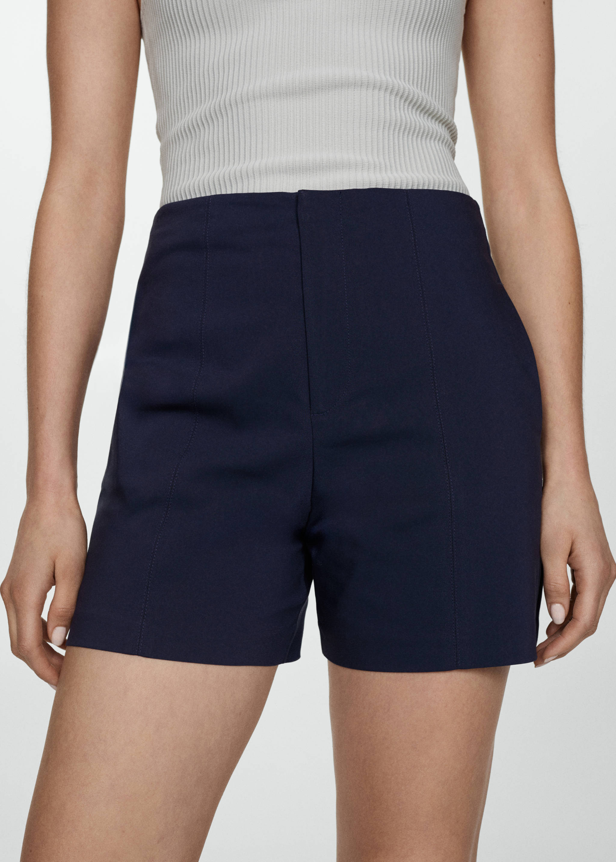 High-waist straight shorts - Details of the article 6
